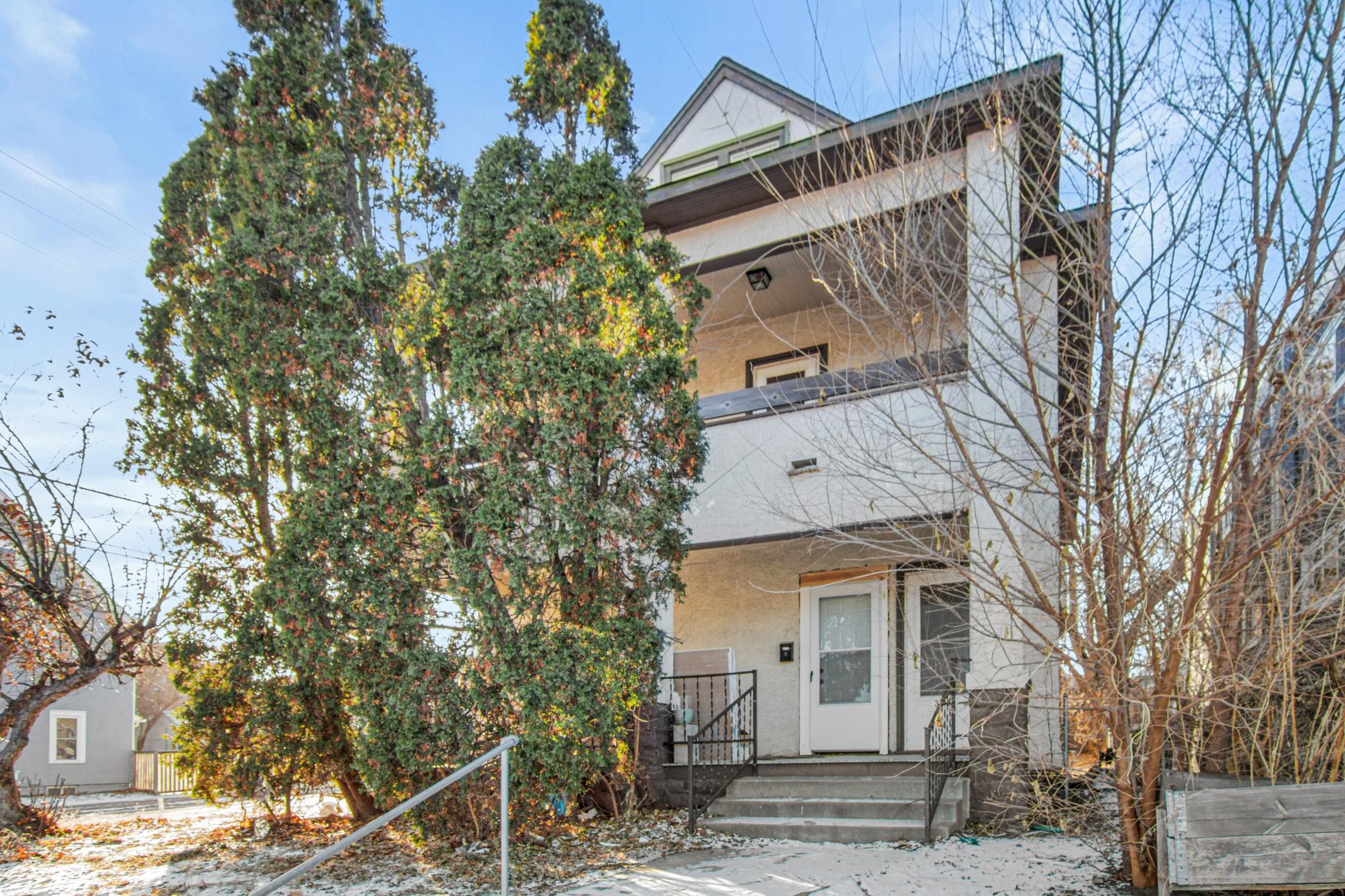 3048 13th Avenue S Property Photo 1