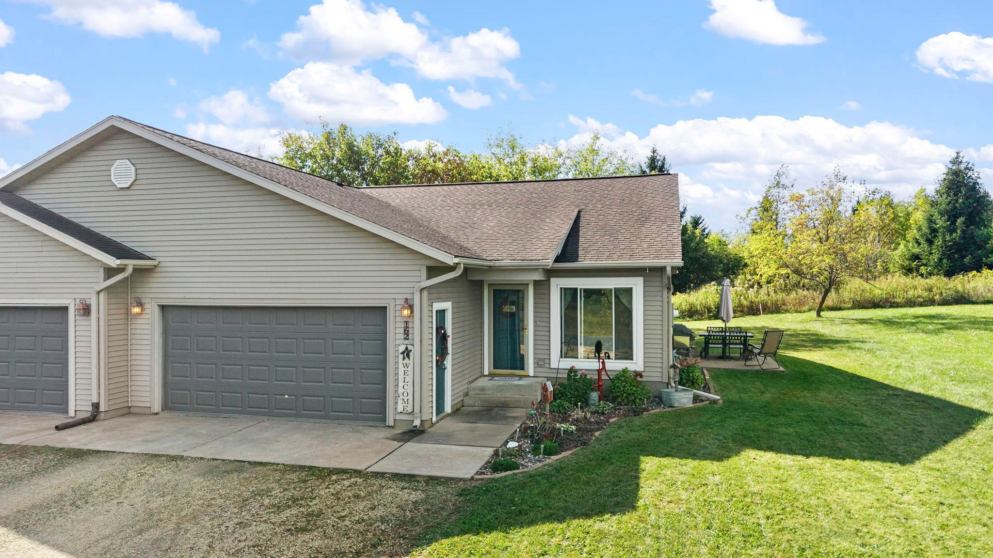 162 3rd Street Property Photo 1