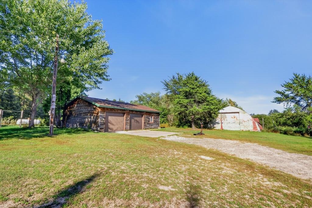35455 Freestone Road Property Photo 4