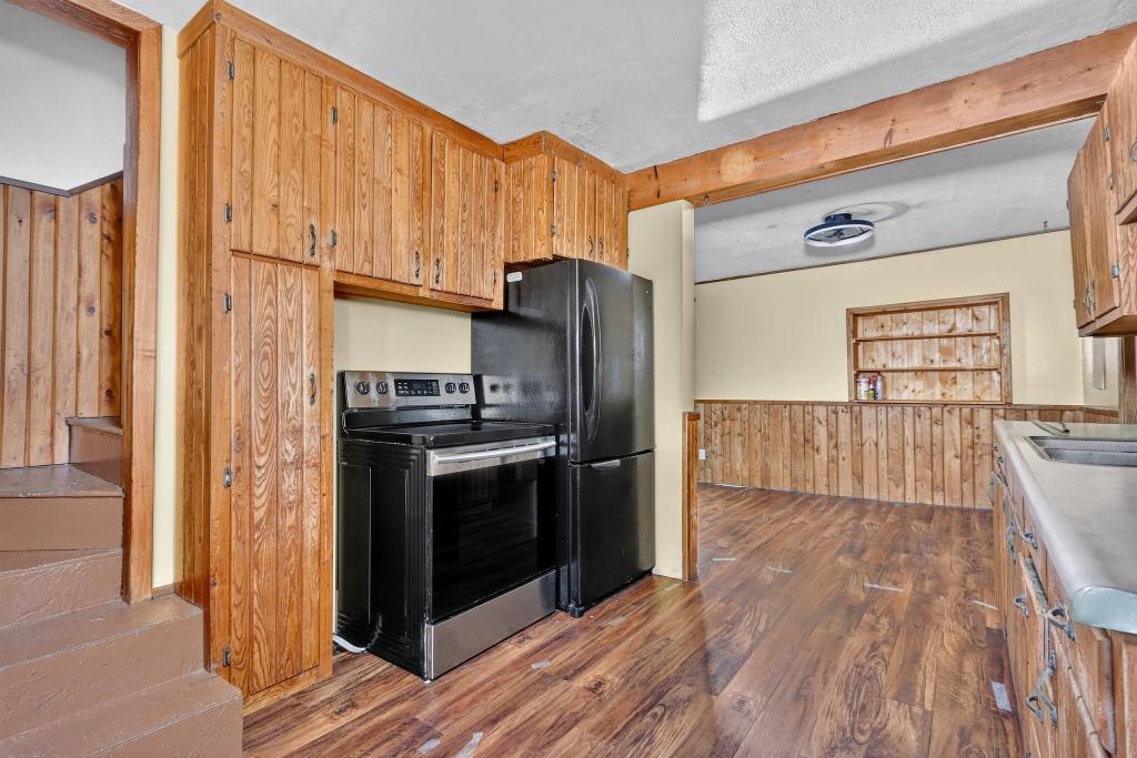 35455 Freestone Road Property Photo 5