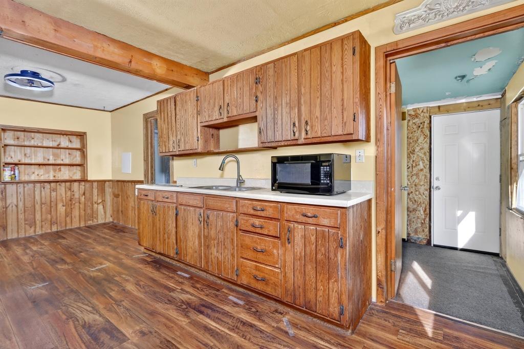 35455 Freestone Road Property Photo 6