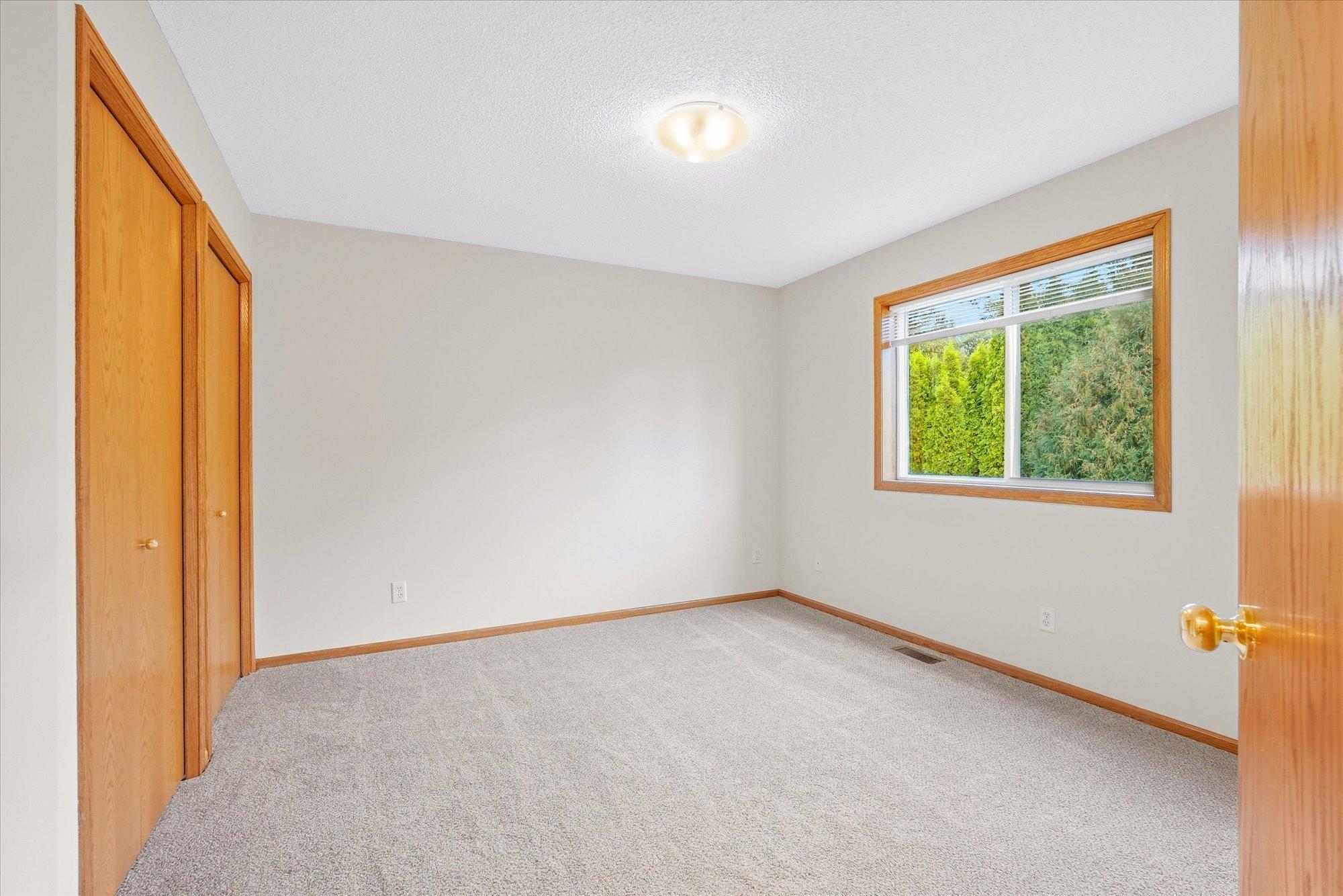 342 Parkview Lane S Property Photo 25