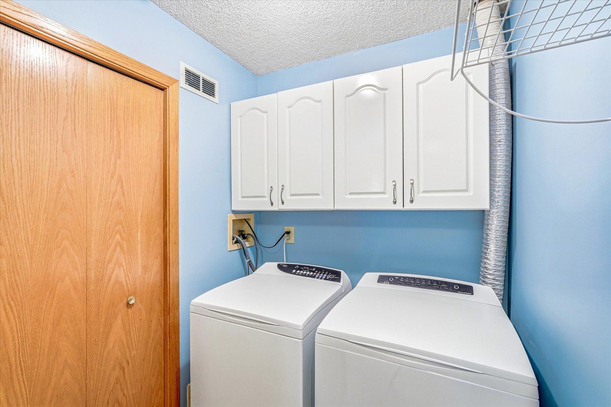 4068 Wilshire Circle 43 Property Photo 16