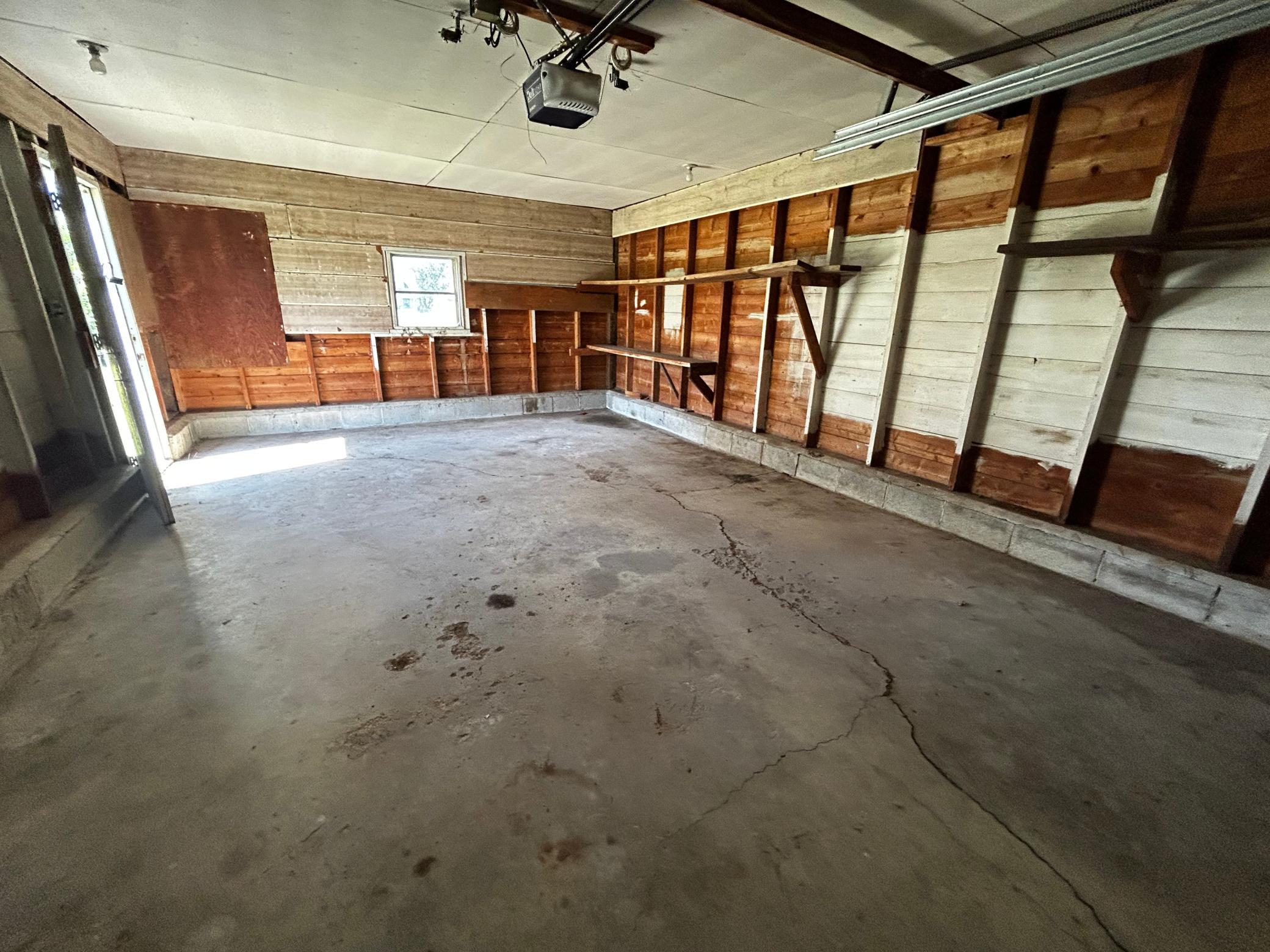 202 W Main Street Property Photo 8