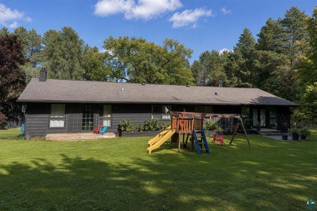 5758 Old Miller Trunk Highway Property Photo 2