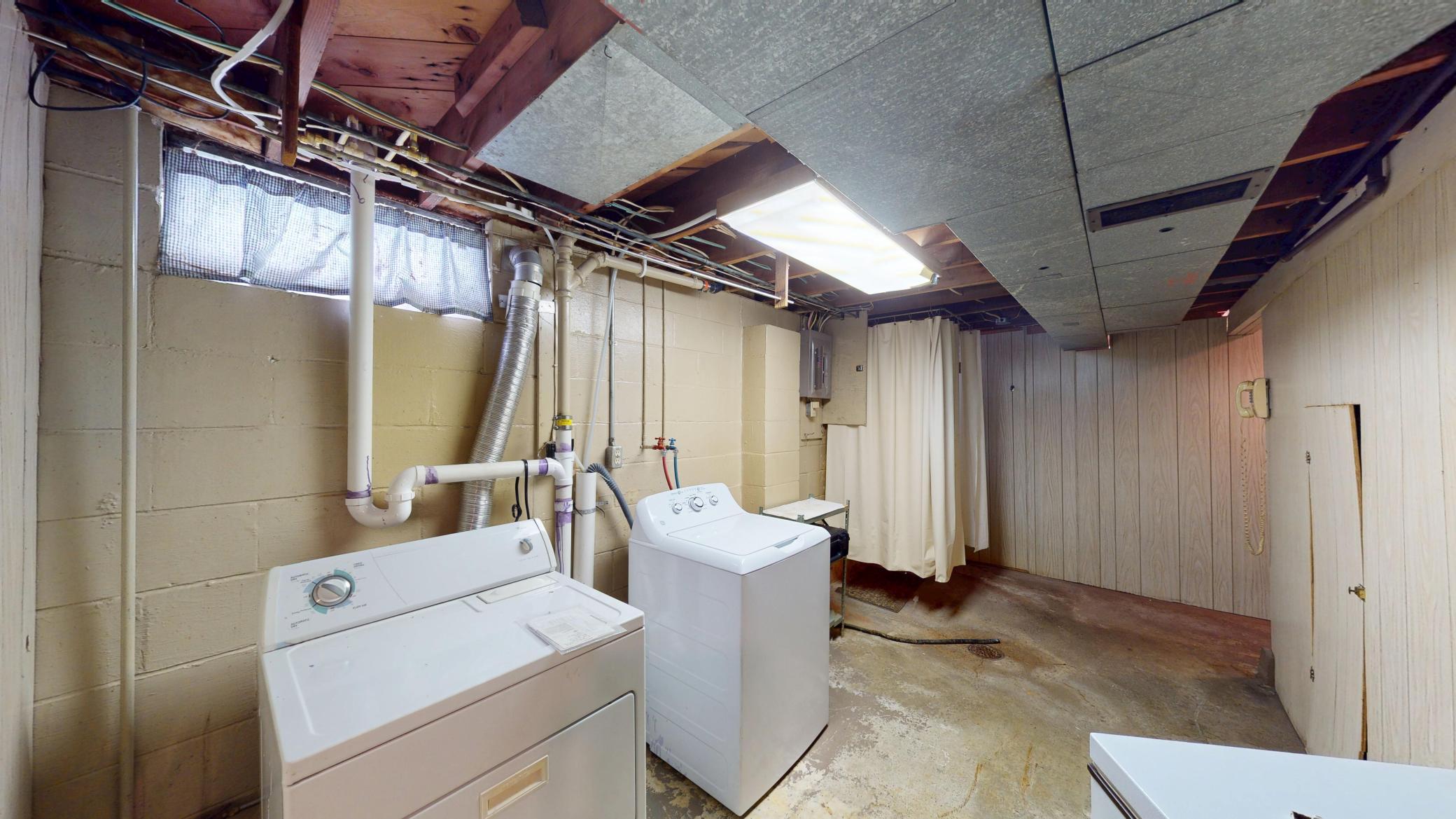 204 Fairview Drive Property Photo 28