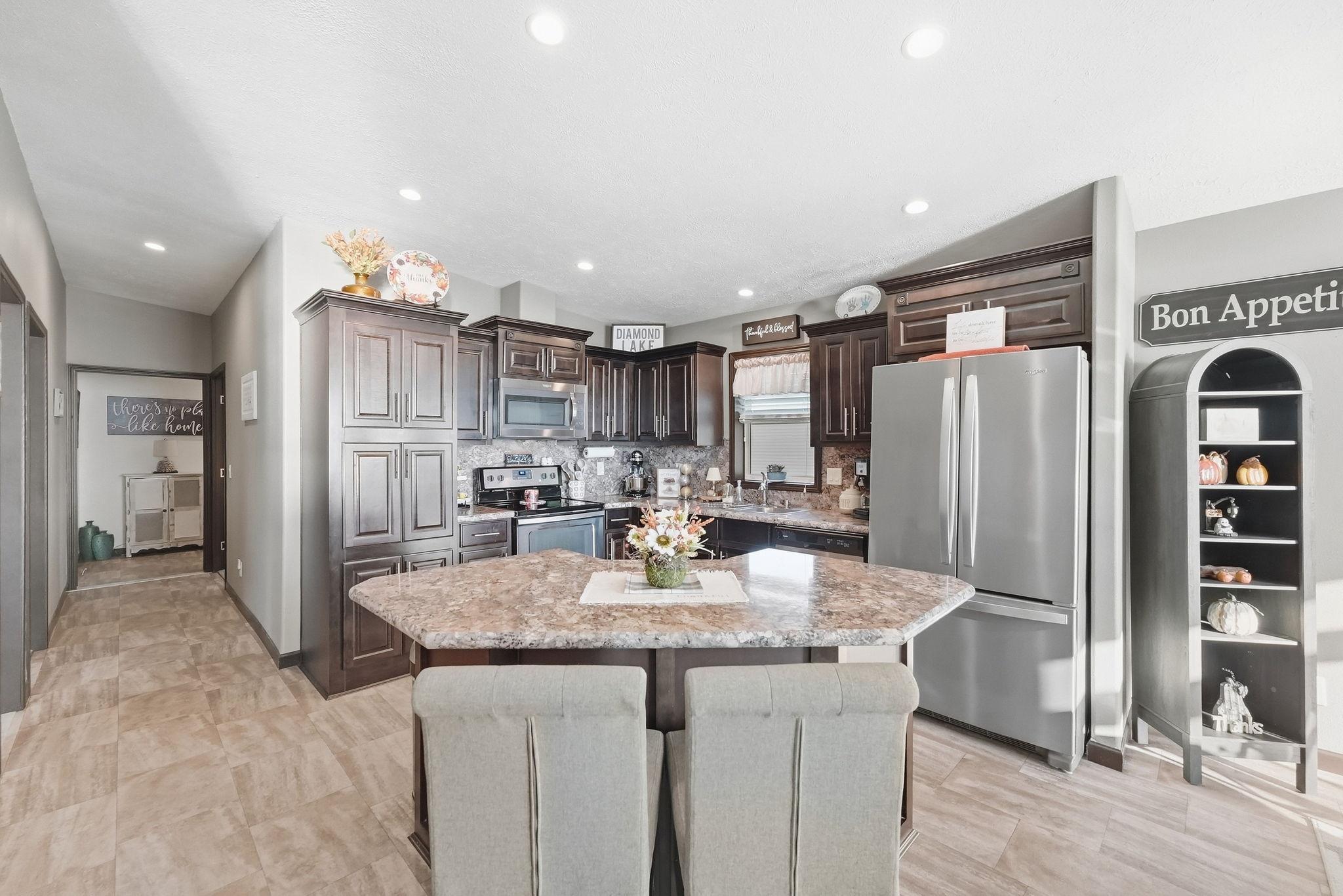 14271 Breezy Point Road Property Photo 10