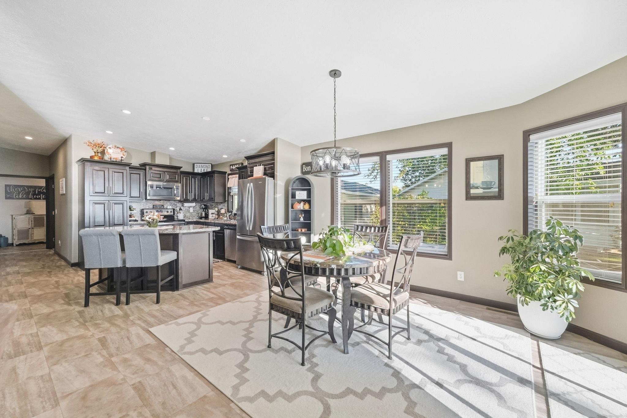 14271 Breezy Point Road Property Photo 14