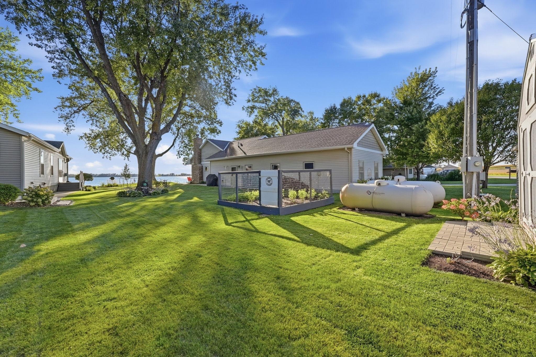 14271 Breezy Point Road Property Photo 40