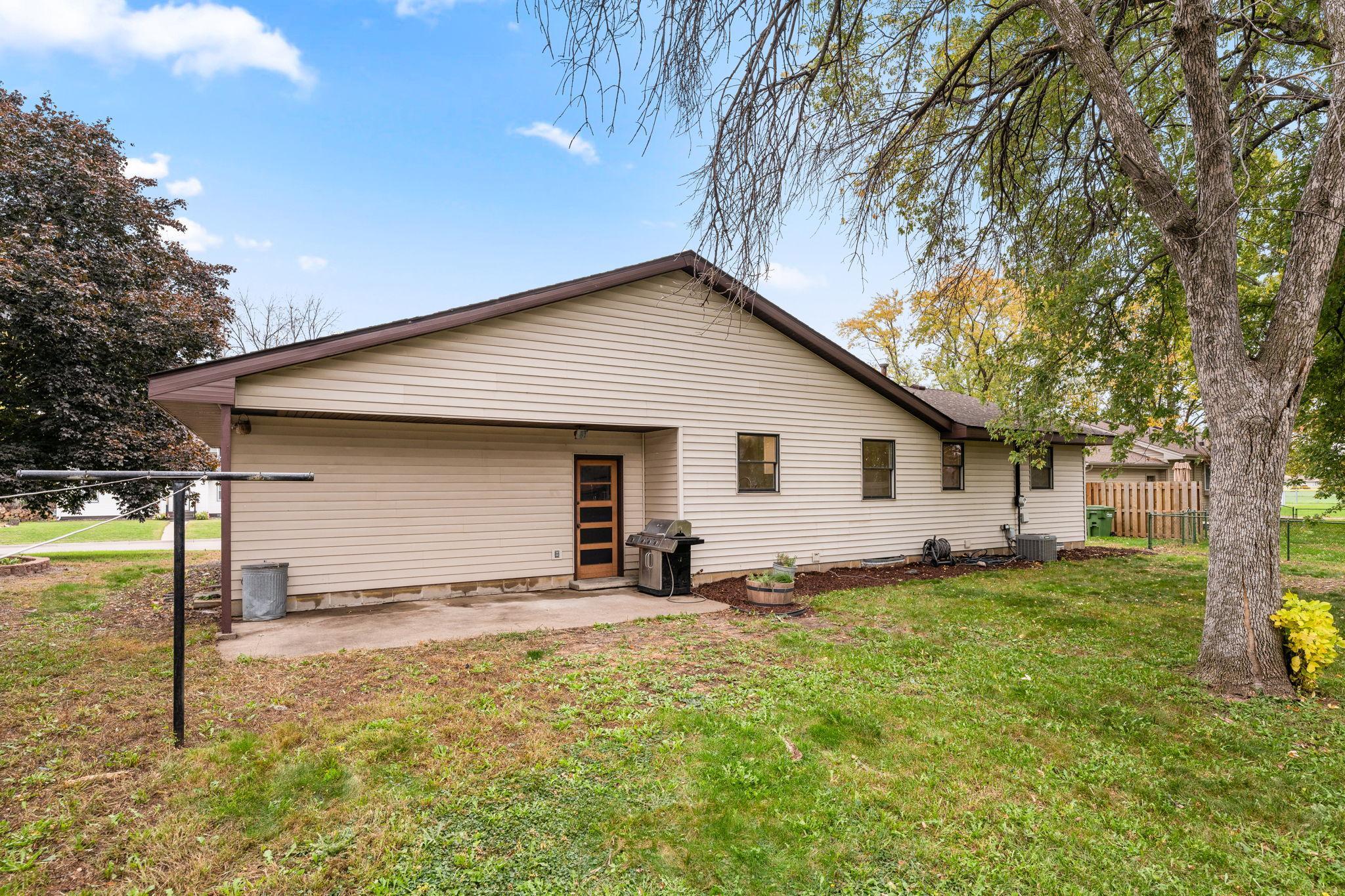 6607 Colfax Avenue N Property Photo 18