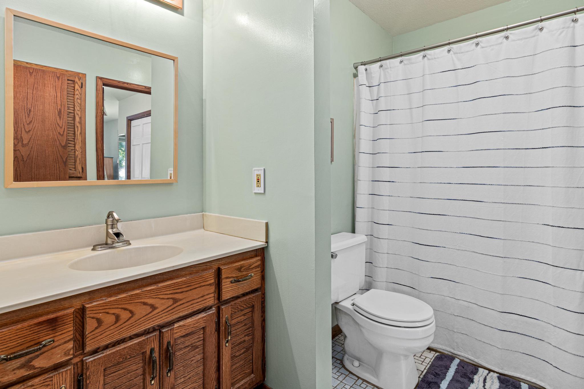 7720 Long Lake Road Property Photo 15
