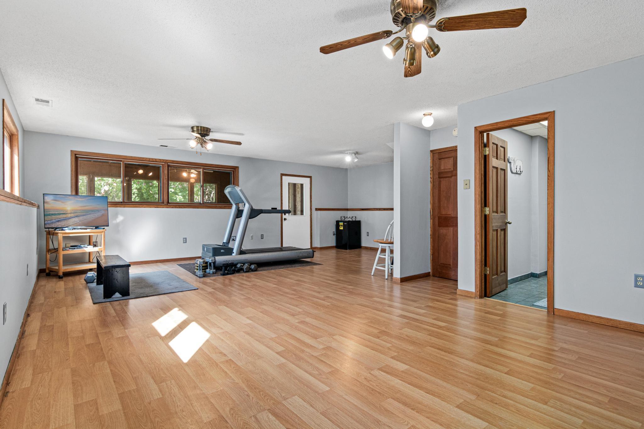 7720 Long Lake Road Property Photo 18