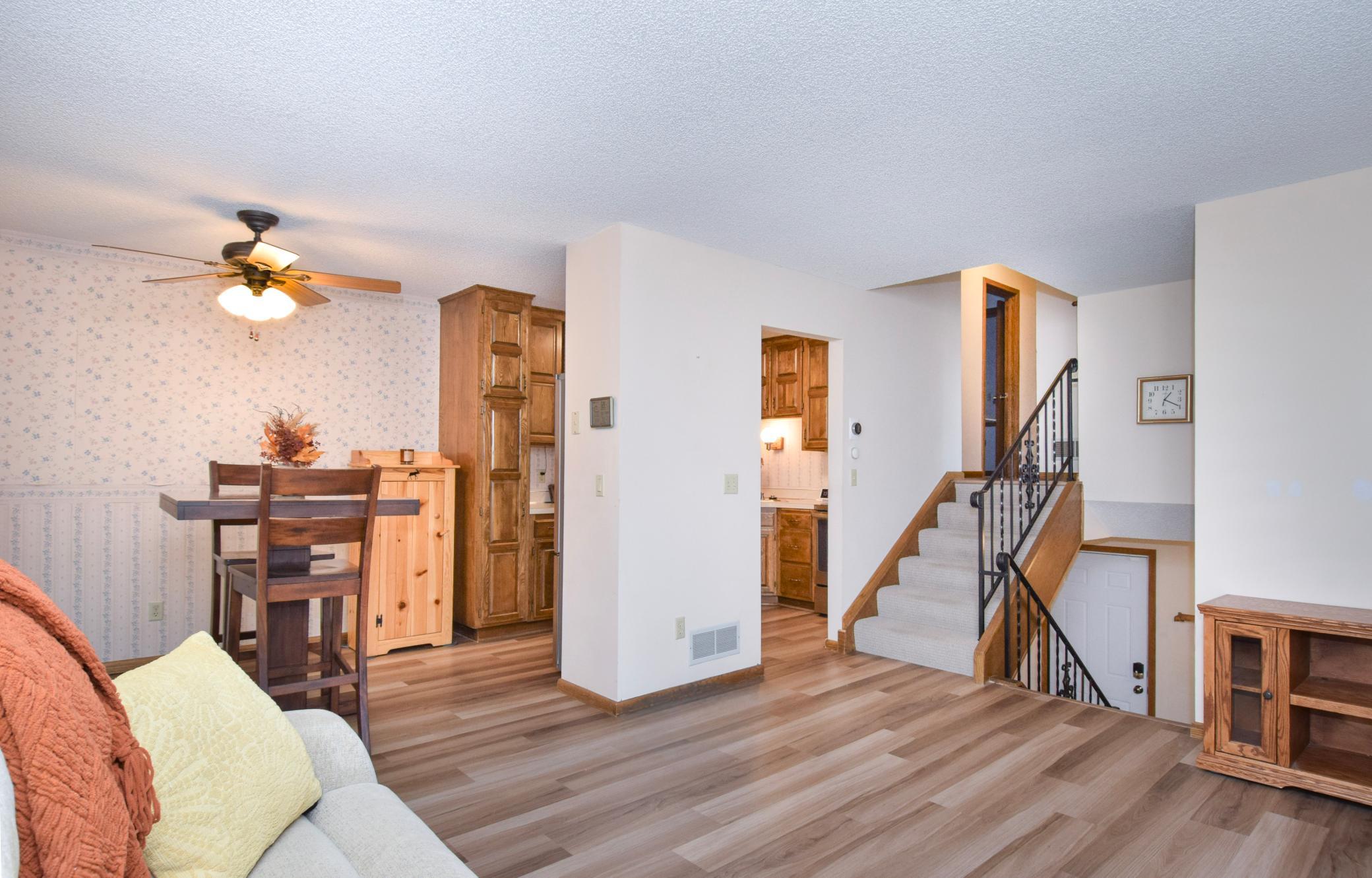 8724 N Maplebrook Circle Property Photo 4