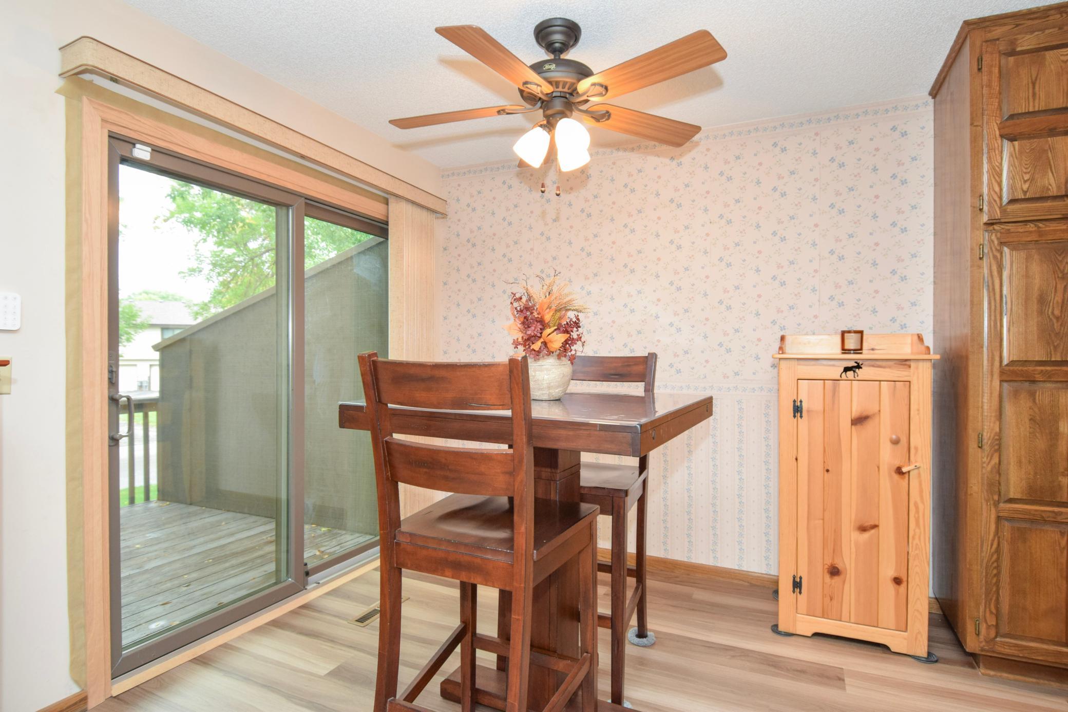 8724 N Maplebrook Circle Property Photo 6