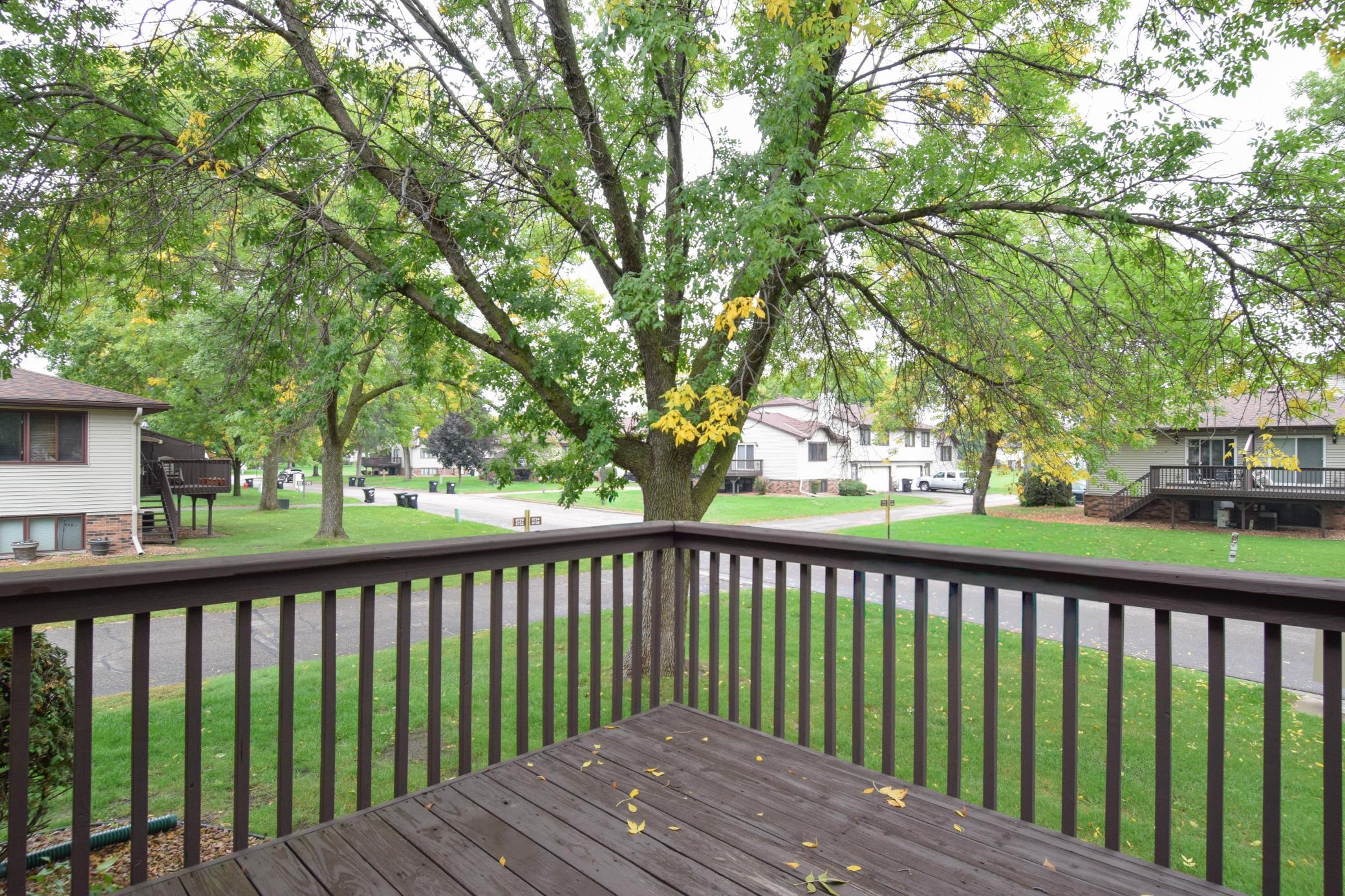 8724 N Maplebrook Circle Property Photo 9