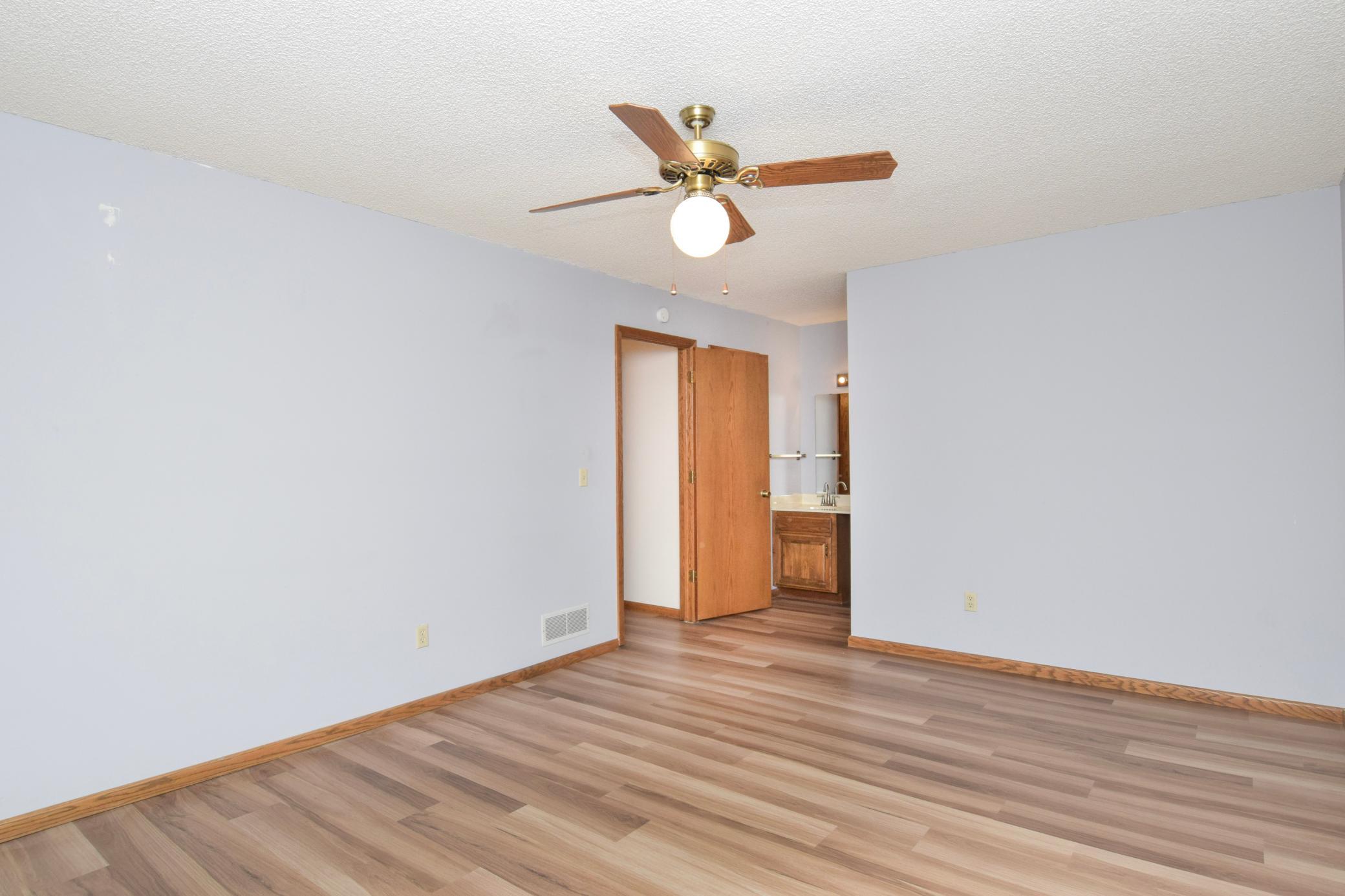 8724 N Maplebrook Circle Property Photo 12