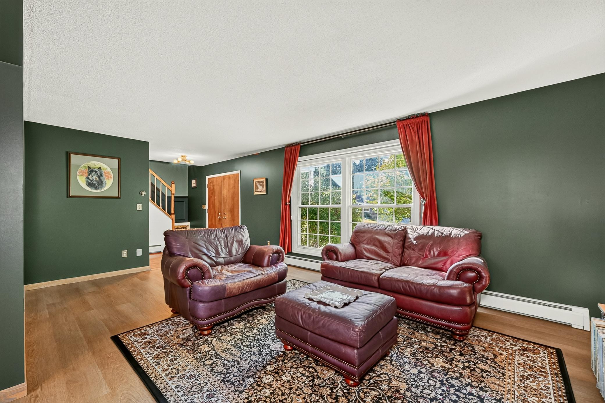 456 Valhalla Court Nw Property Photo 3