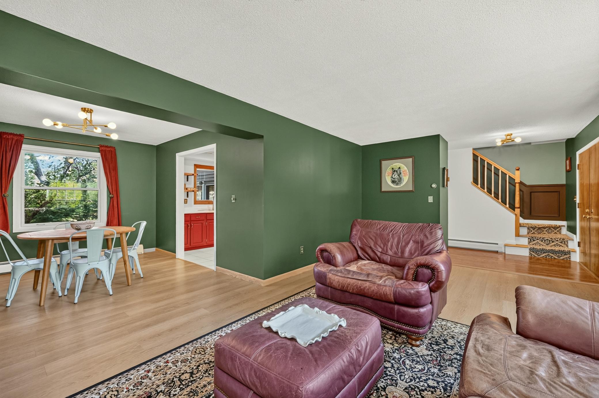456 Valhalla Court Nw Property Photo 5