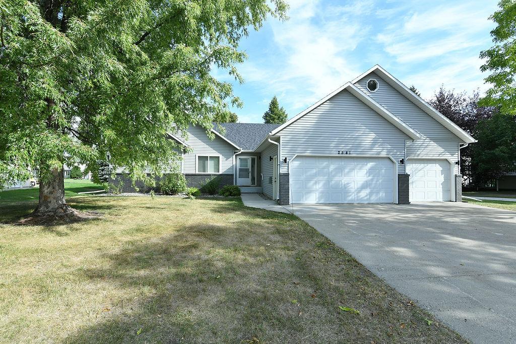 2541 S 26th Avenue S Property Photo 1