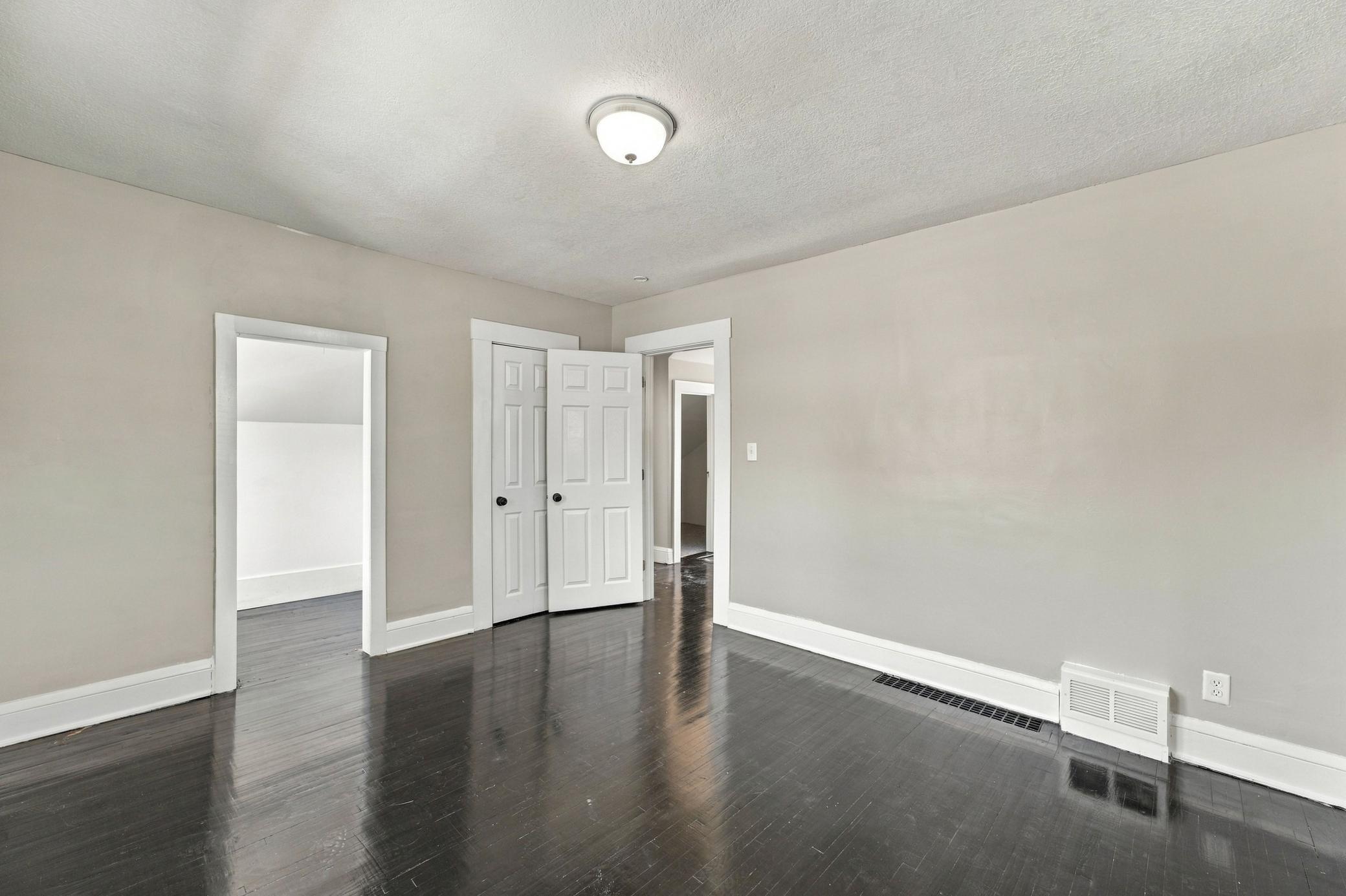 2810 Penn Avenue N Property Photo 22
