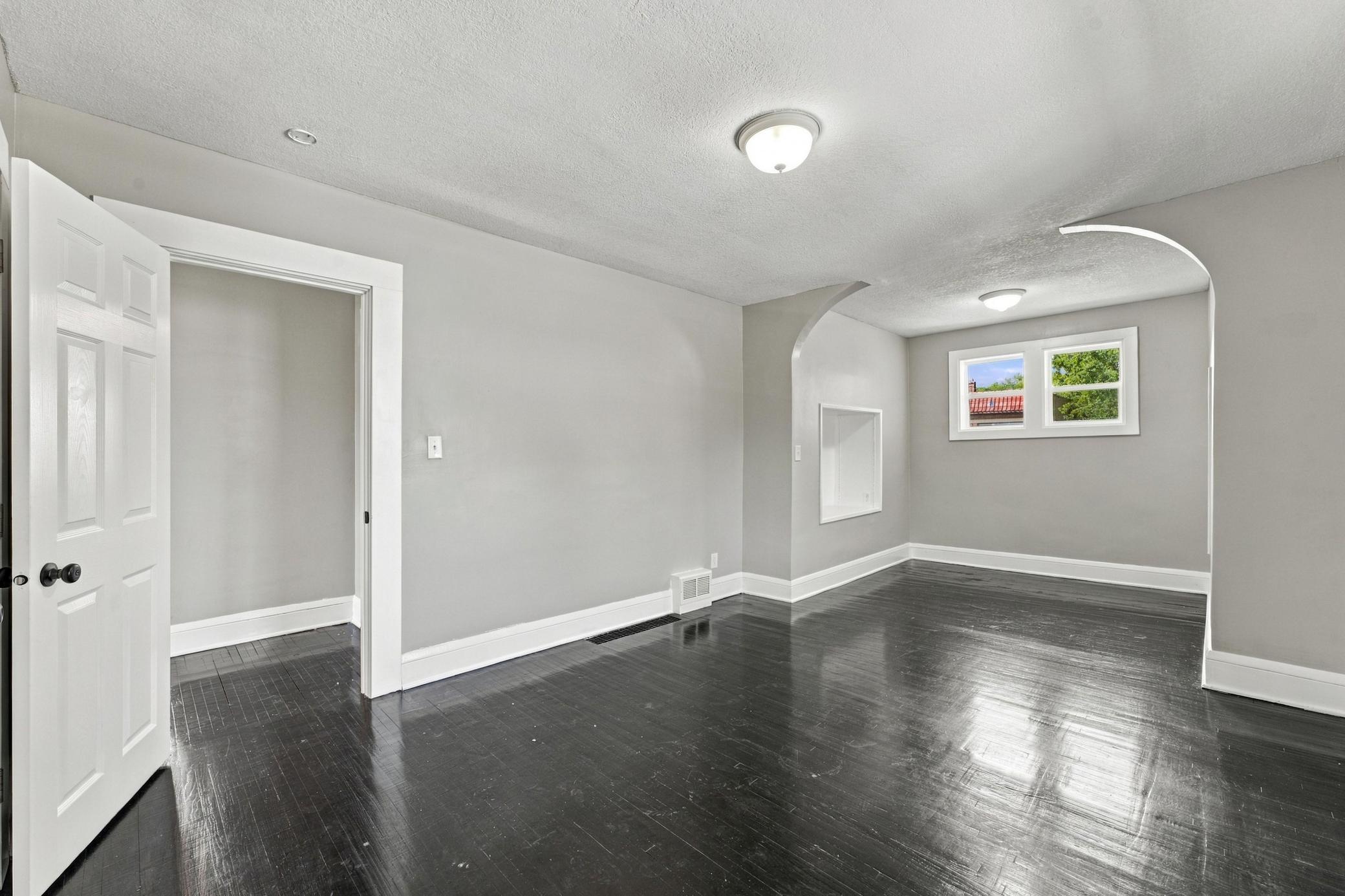 2810 Penn Avenue N Property Photo 24