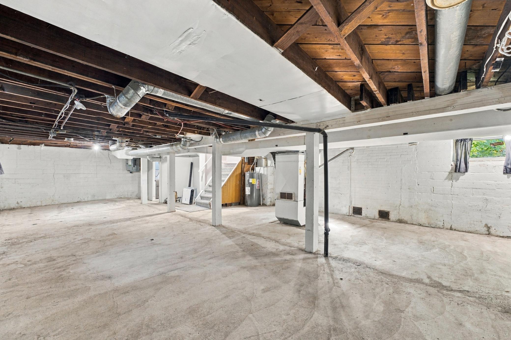2810 Penn Avenue N Property Photo 31