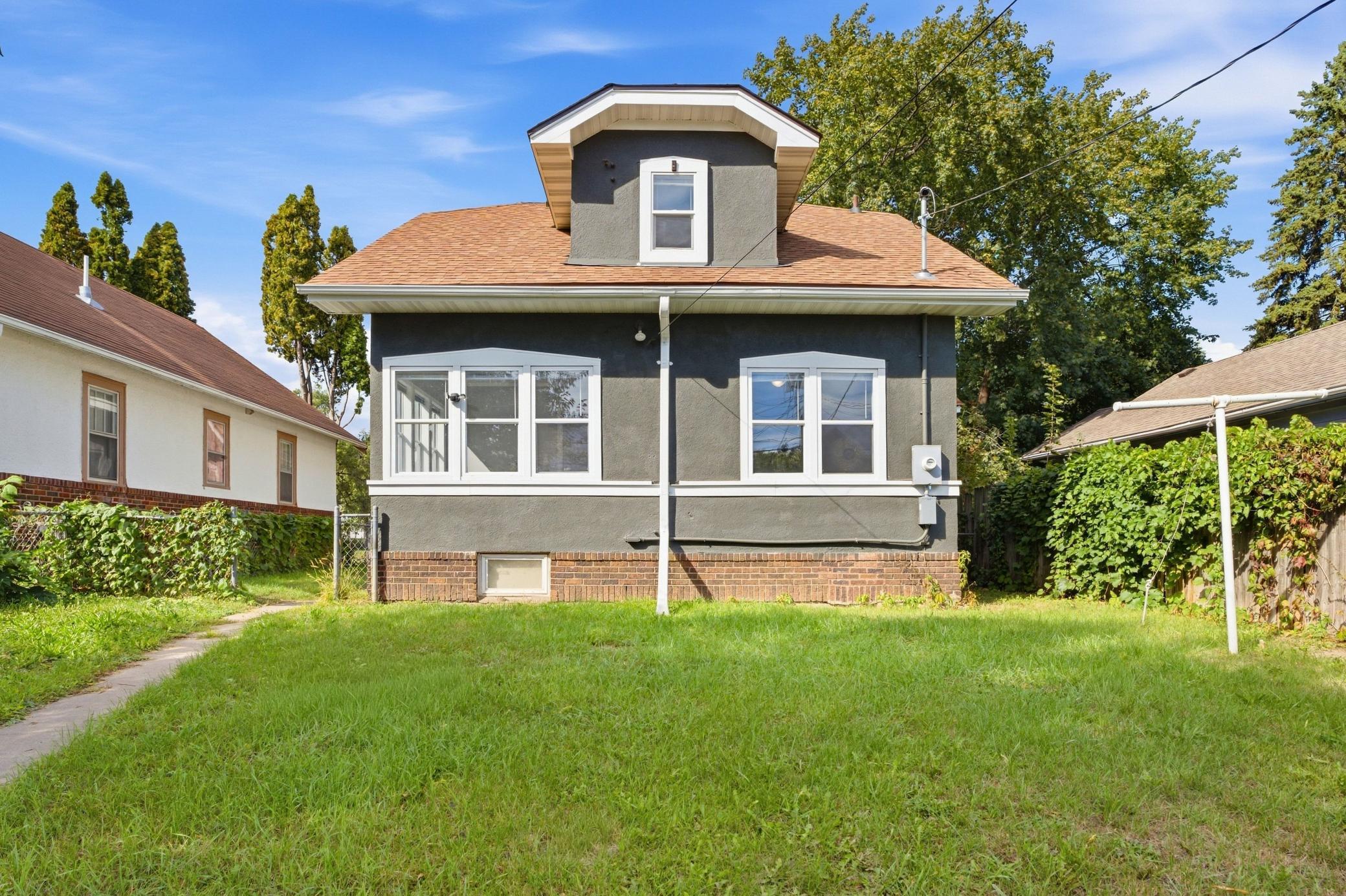 2810 Penn Avenue N Property Photo 35