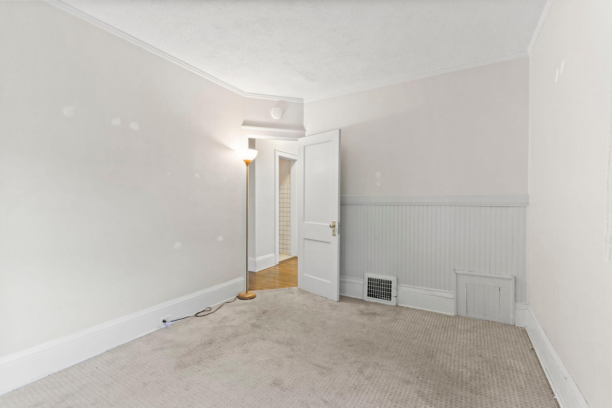 4648 1st Avenue S Property Photo 10