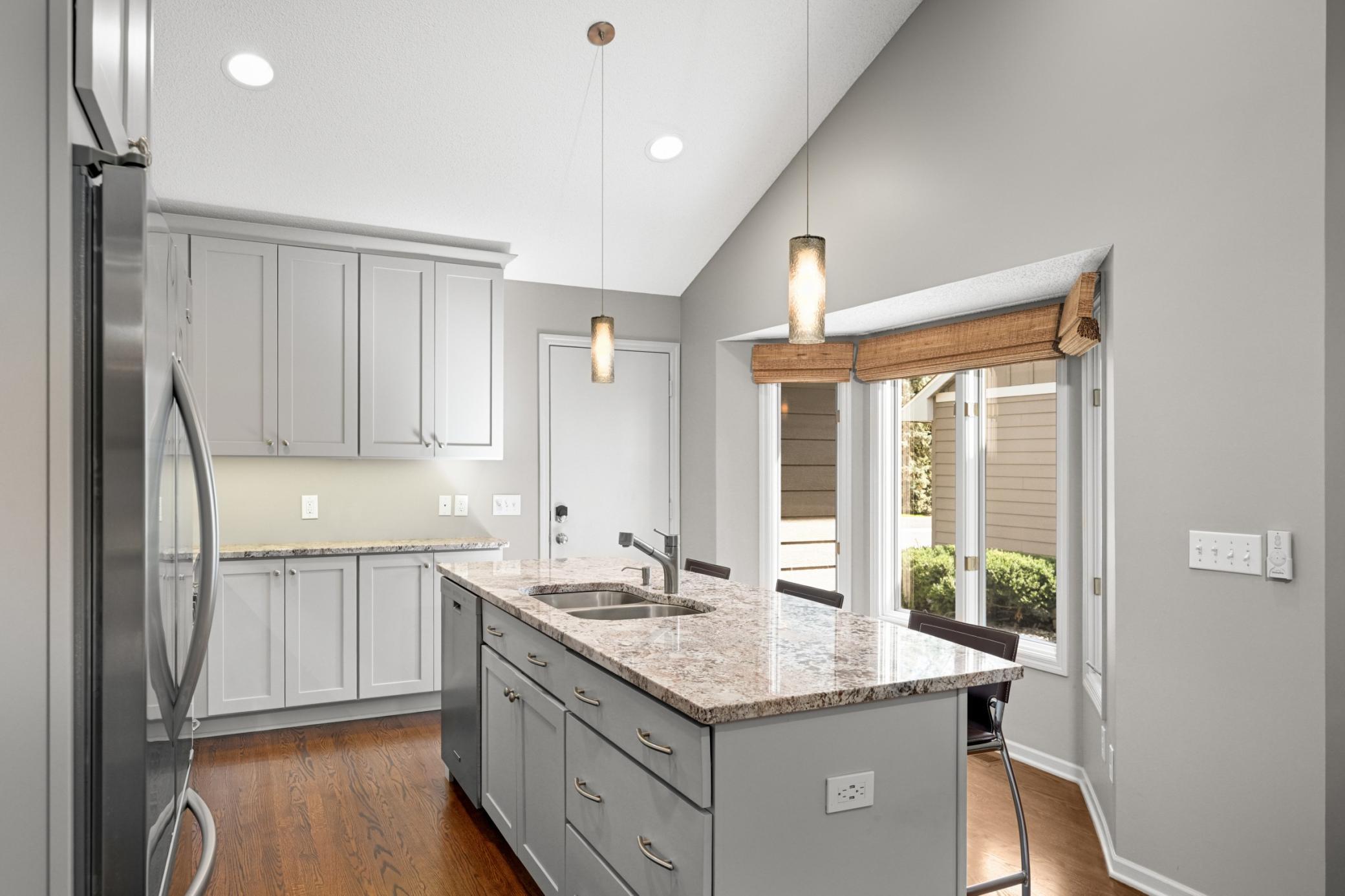 11887 Minnetonka Boulevard Property Photo 8