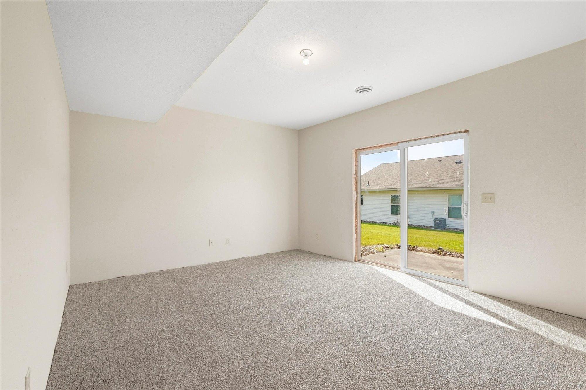 1728 Redhead Avenue Property Photo 15