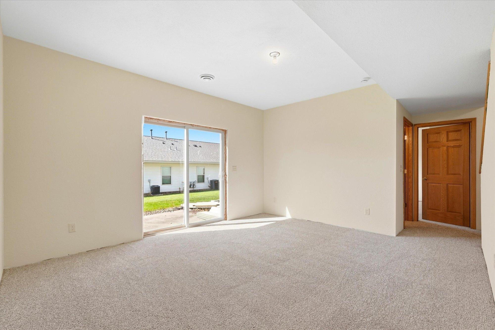 1728 Redhead Avenue Property Photo 16
