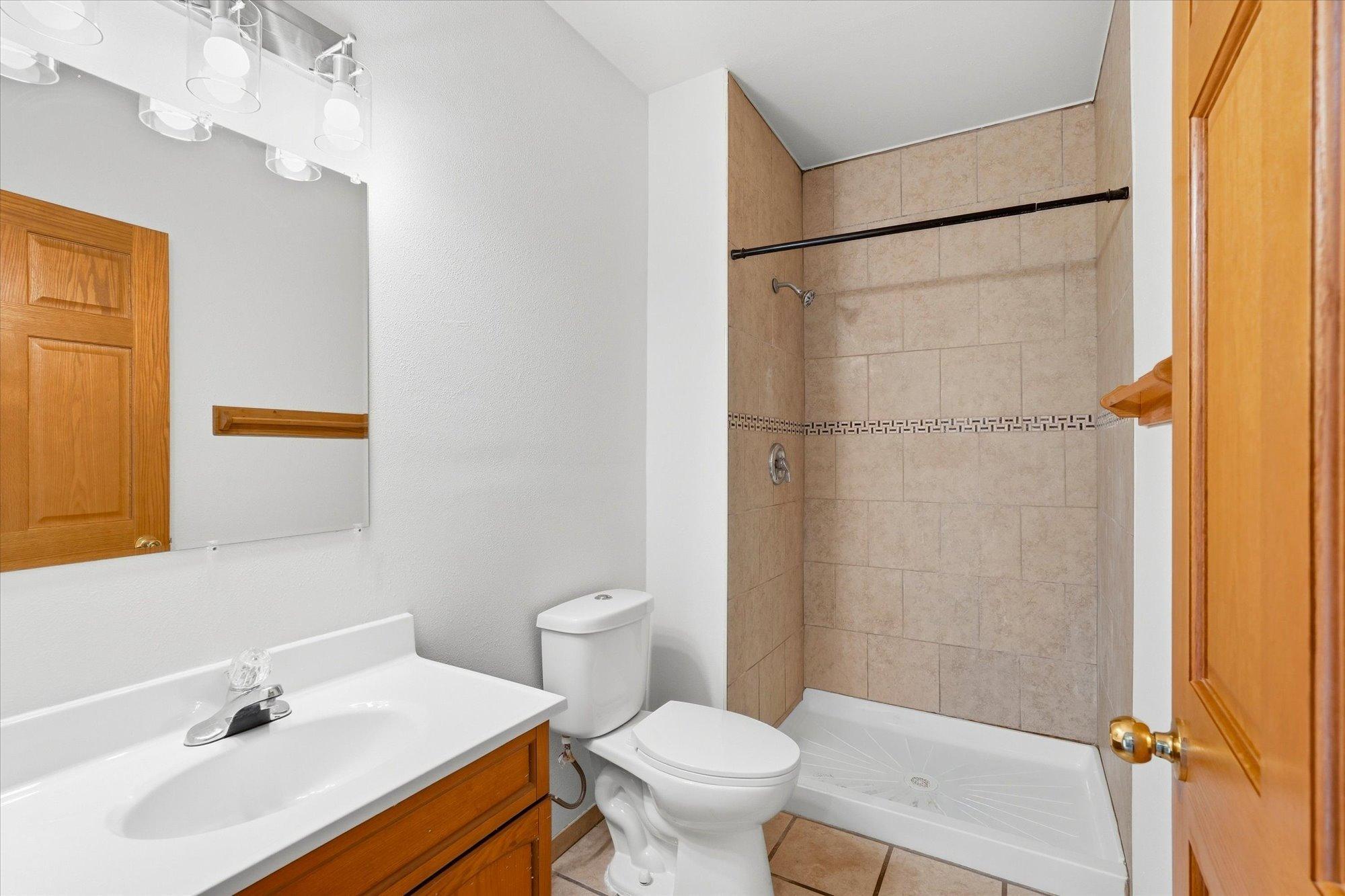 1728 Redhead Avenue Property Photo 17