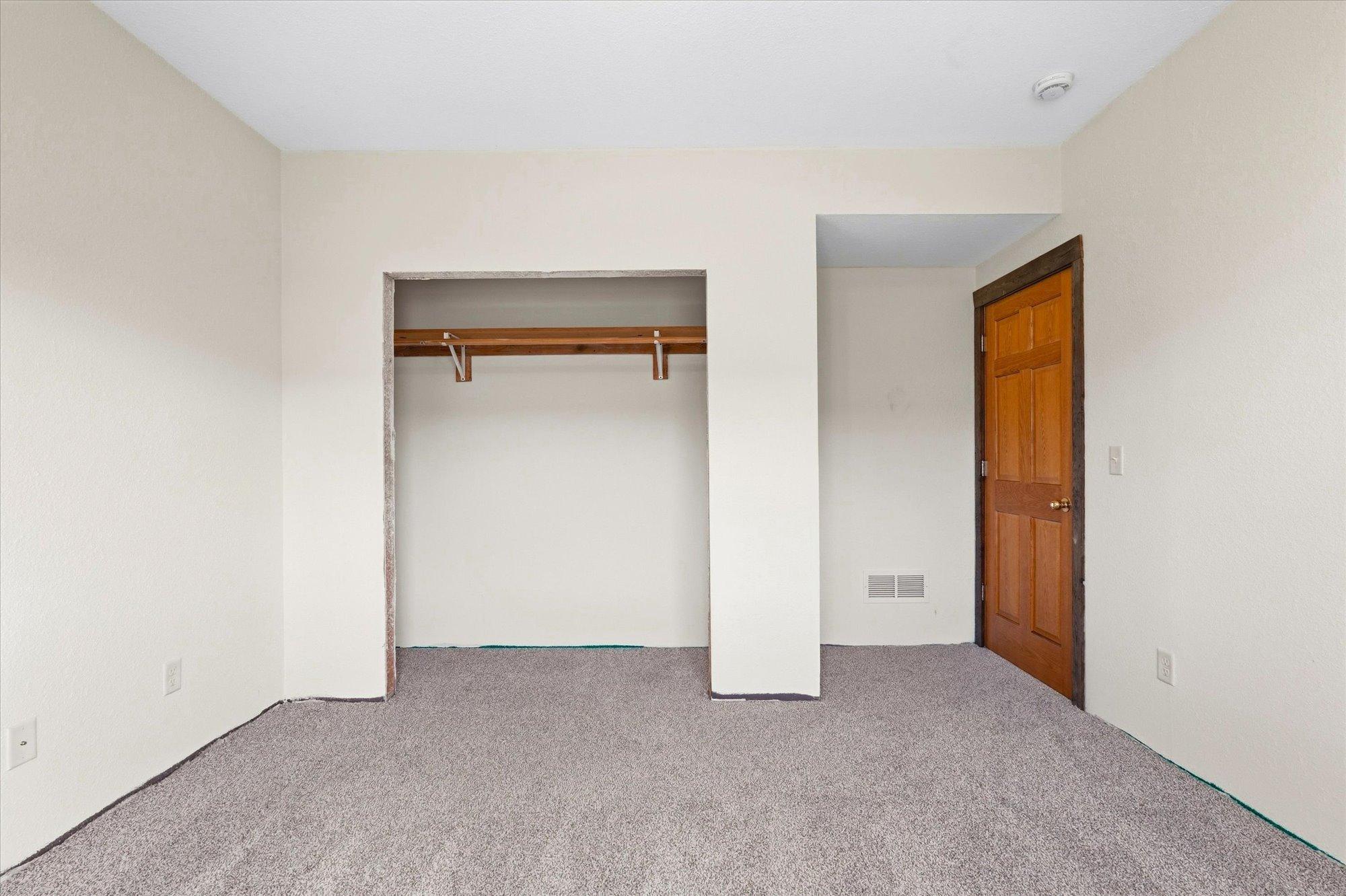1728 Redhead Avenue Property Photo 19