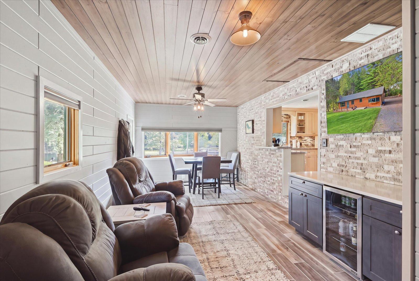 10255 Ash River Trail Property Photo 9