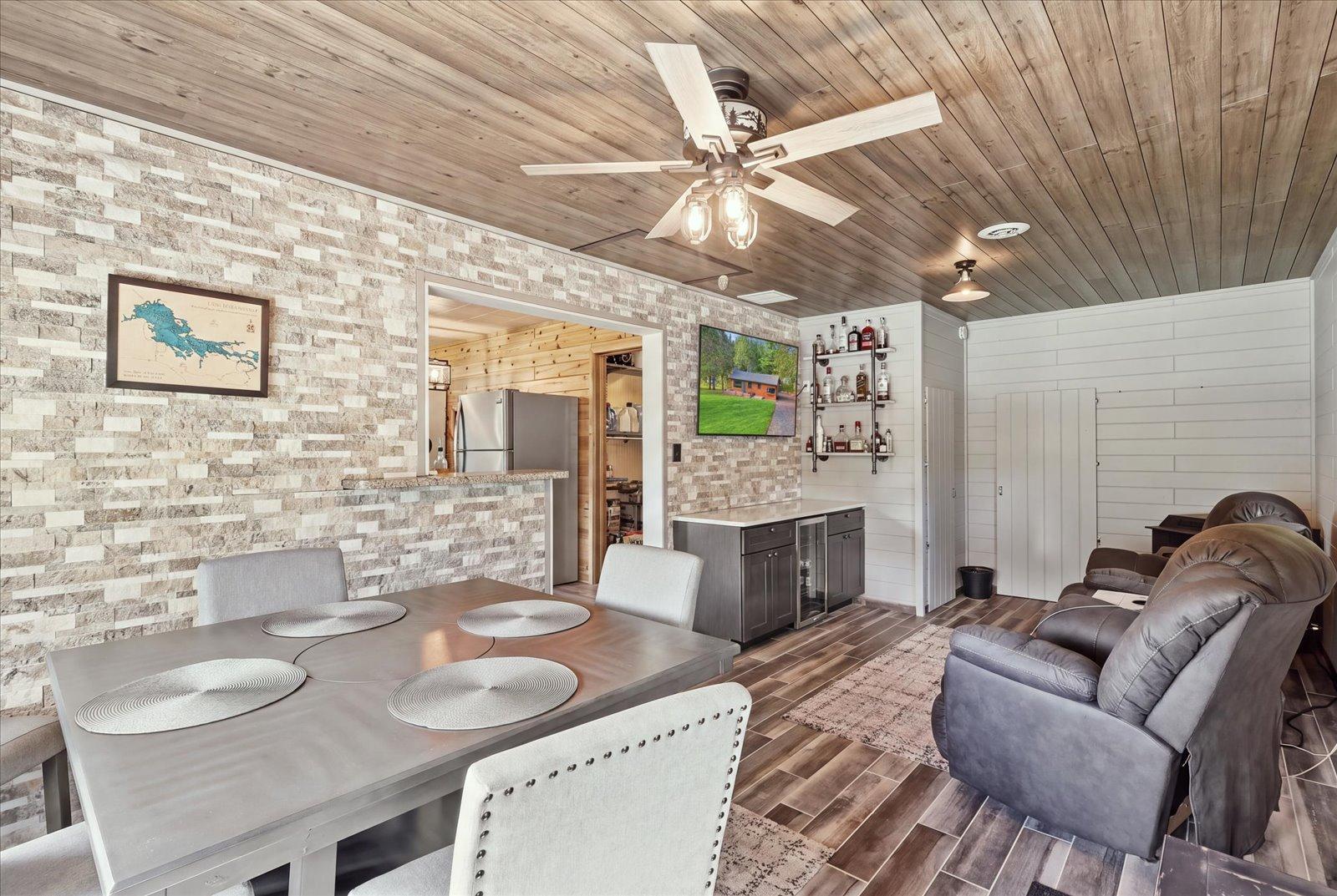 10255 Ash River Trail Property Photo 12