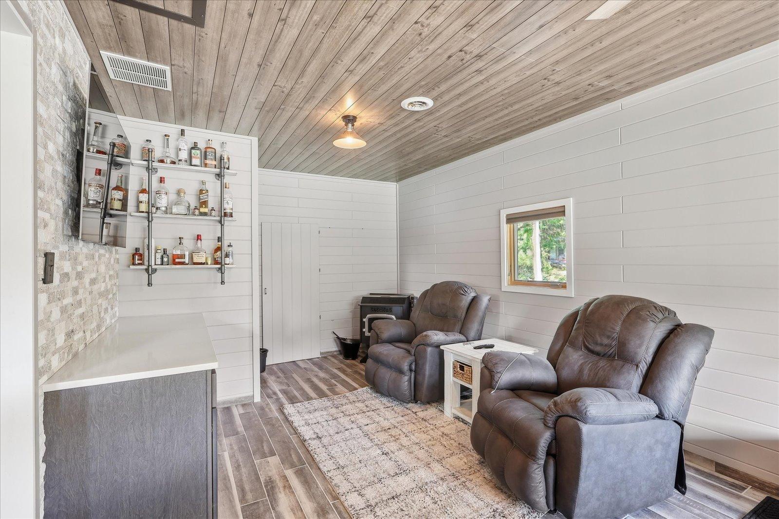 10255 Ash River Trail Property Photo 13