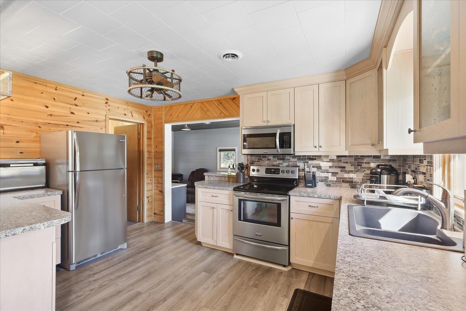 10255 Ash River Trail Property Photo 15