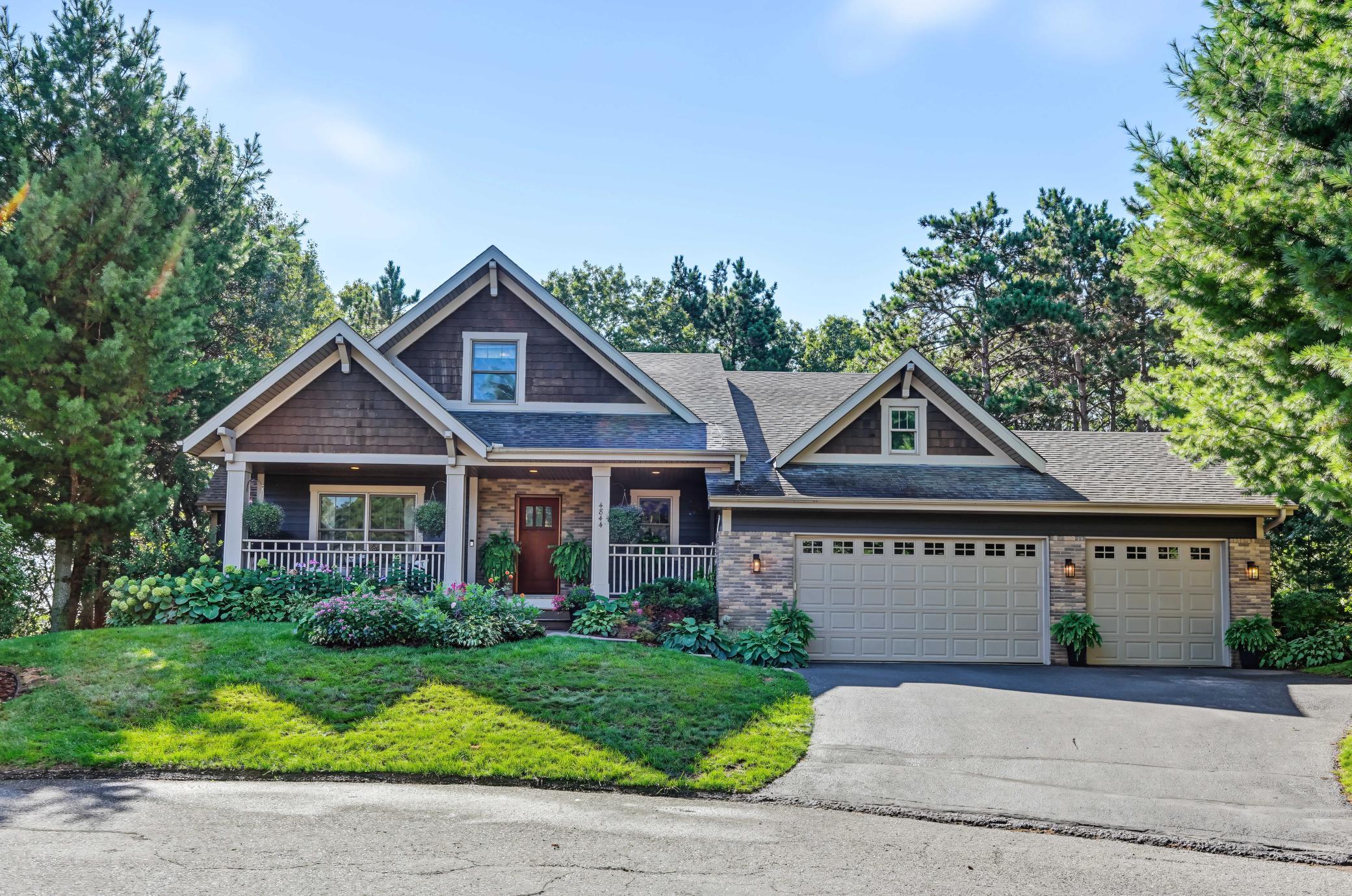 4844 Pinecroft Court N Property Photo 1