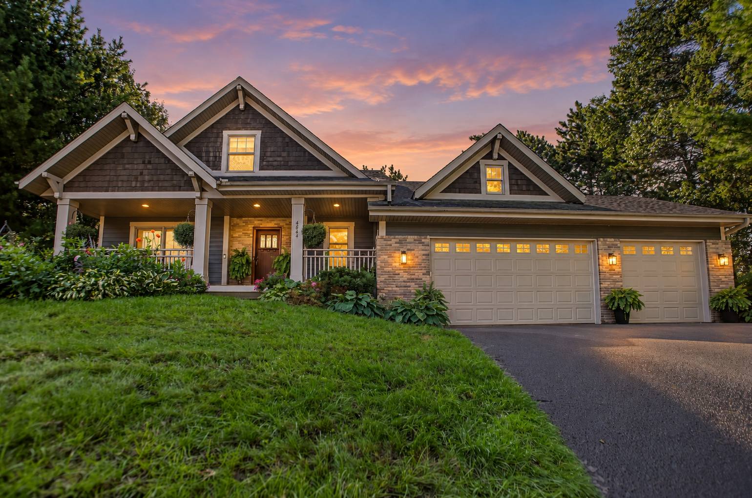 4844 Pinecroft Court N Property Photo 1