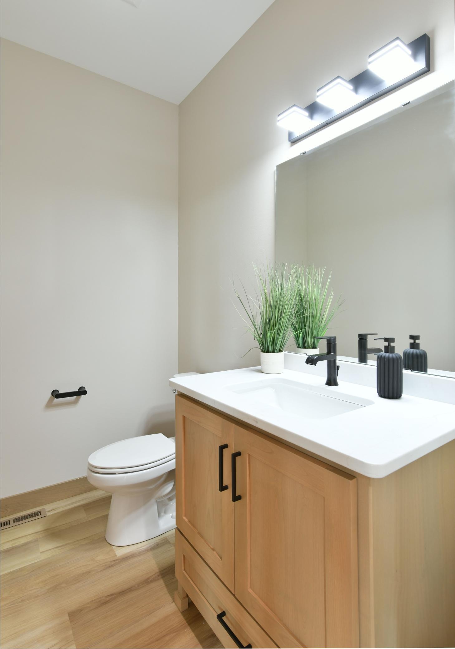 3154 Archer Place S Property Photo 10