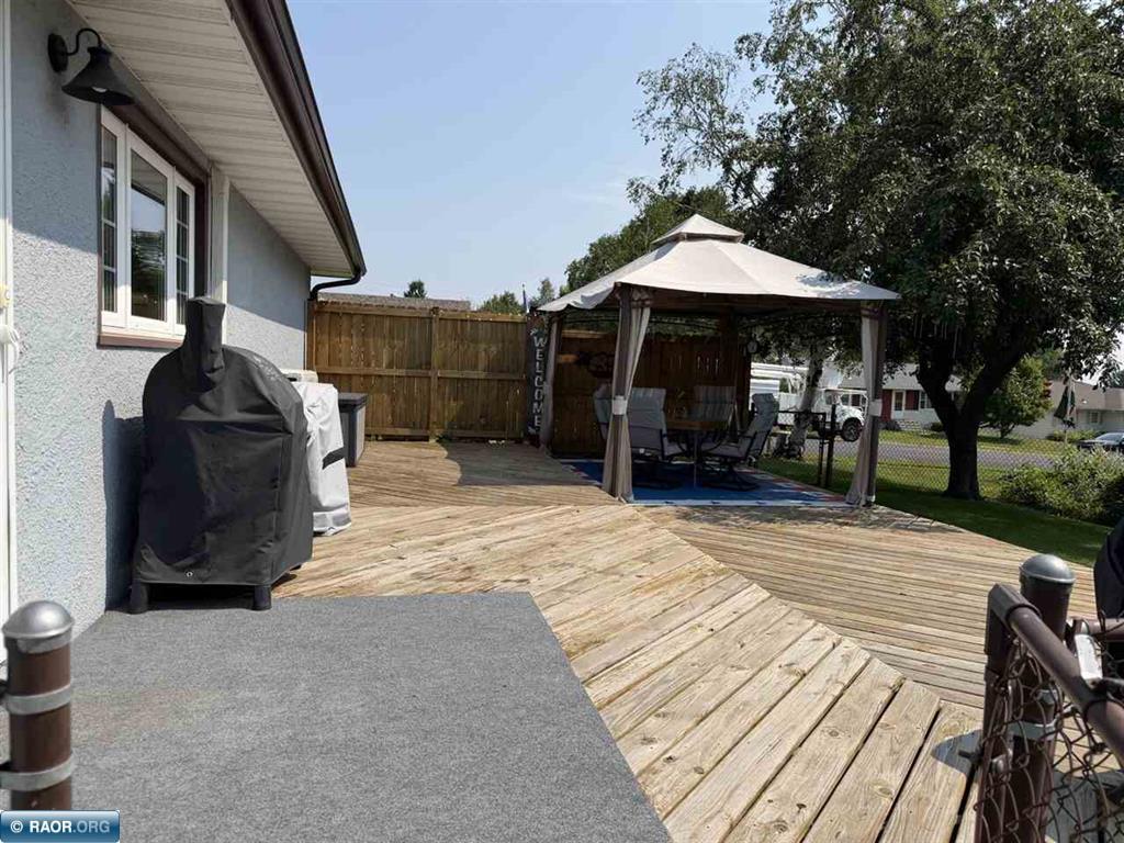 511 Indiana Avenue W Property Photo 11