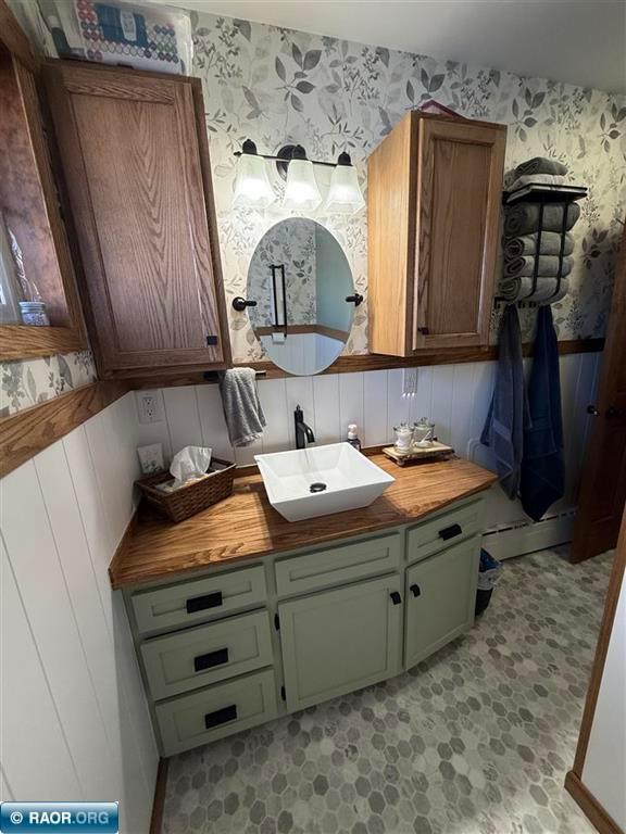 511 Indiana Avenue W Property Photo 22