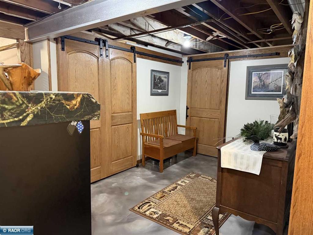 511 Indiana Avenue W Property Photo 35