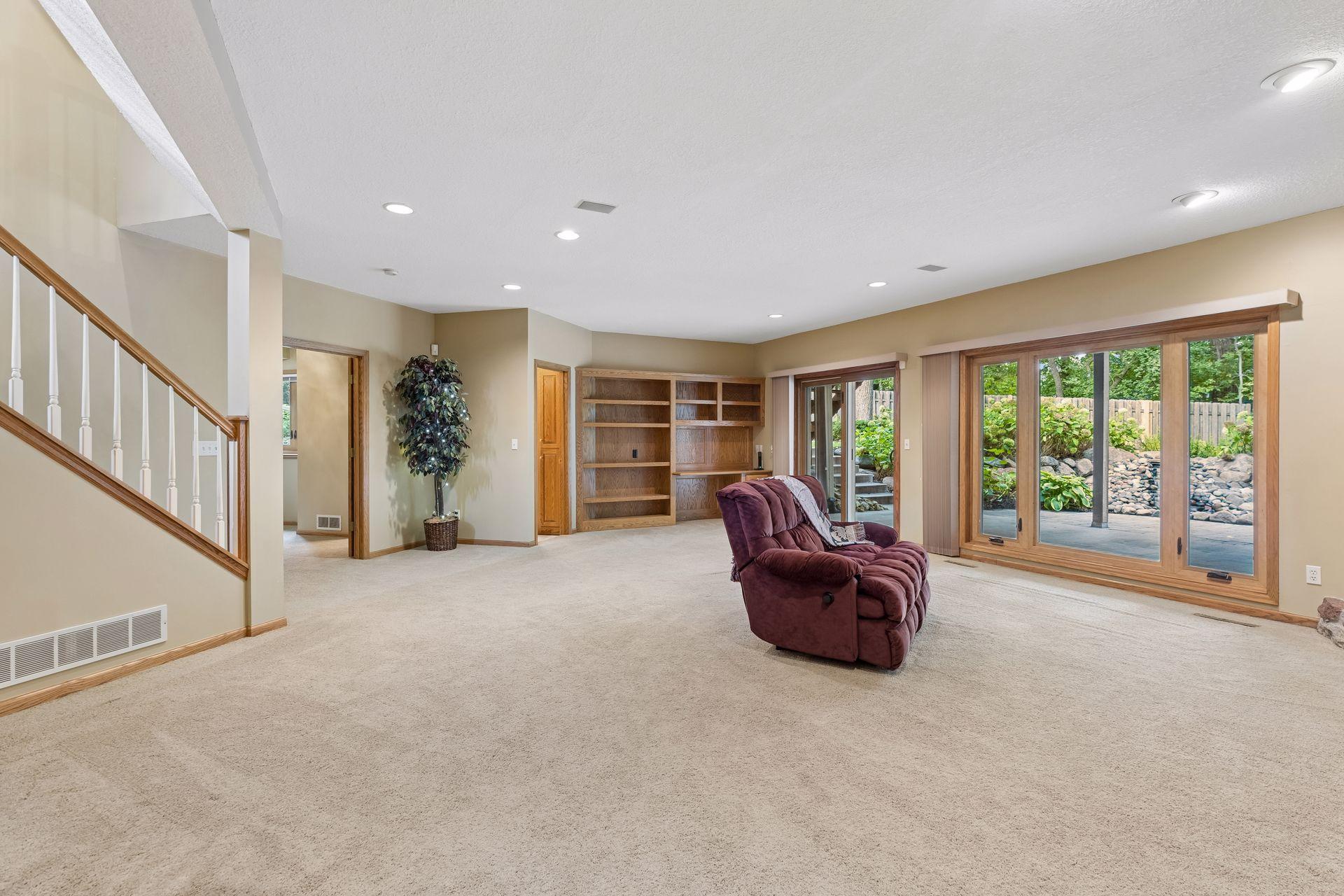 7524 Auto Club Circle Property Photo 26