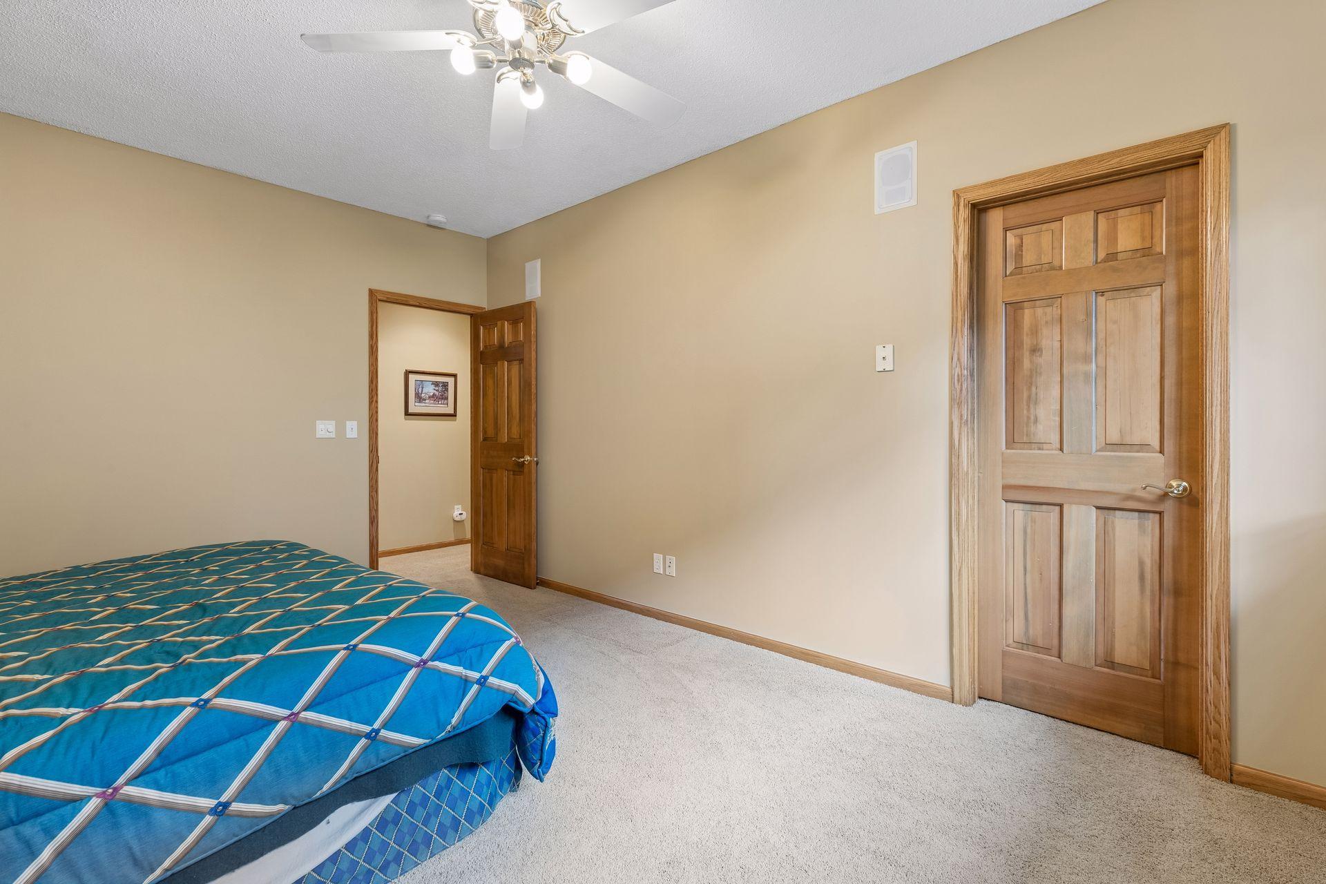 7524 Auto Club Circle Property Photo 31