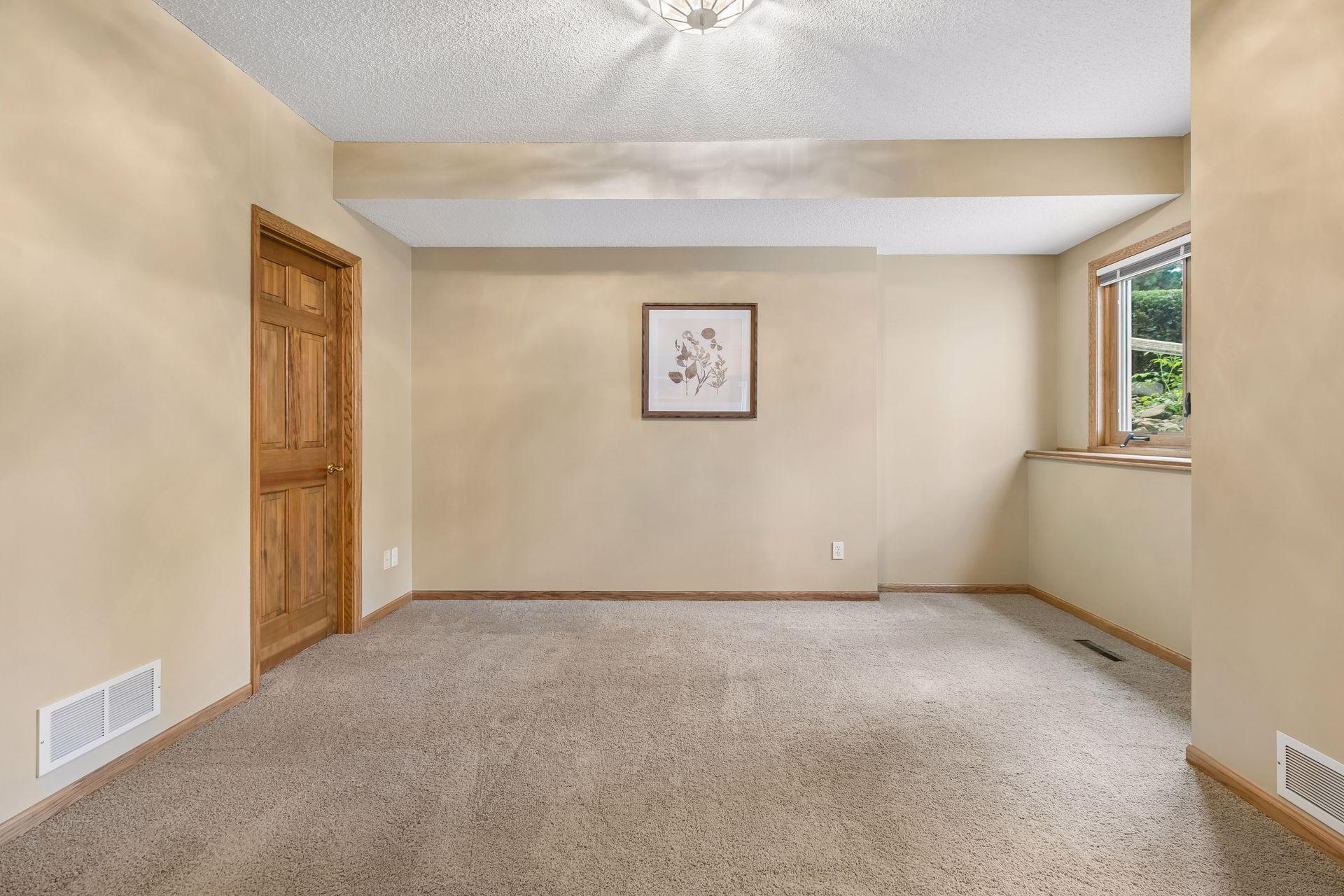 7524 Auto Club Circle Property Photo 32