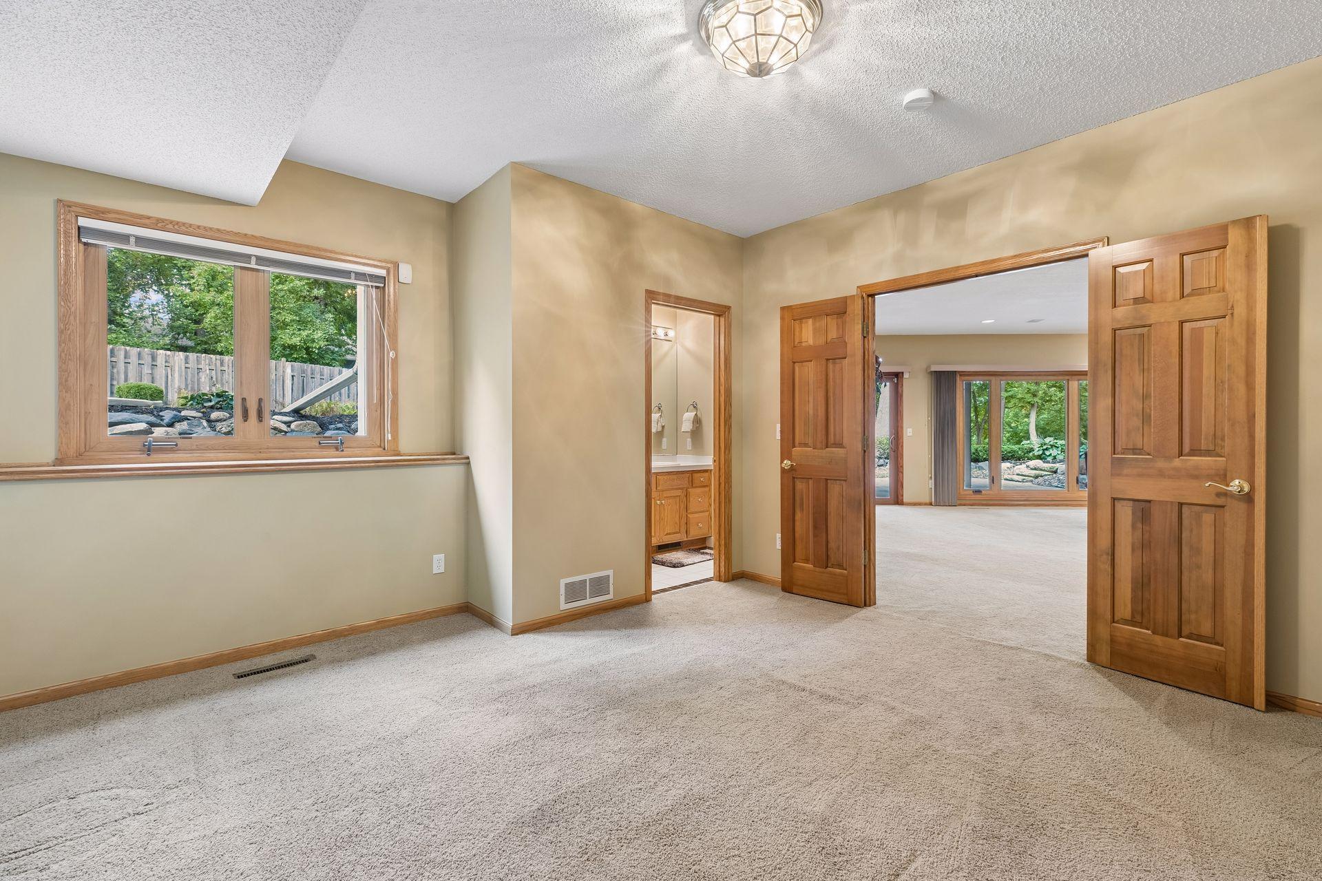 7524 Auto Club Circle Property Photo 33