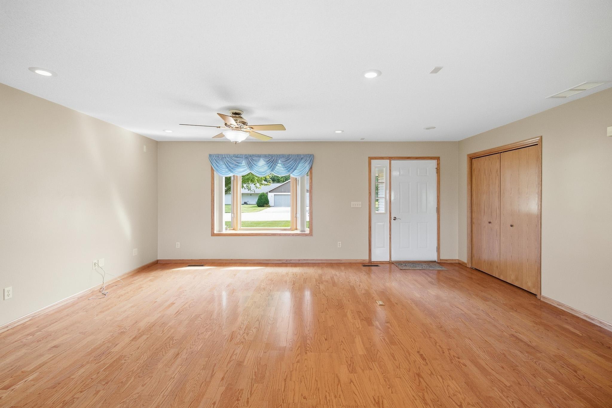 474 10th Avenue Sw Property Photo 17