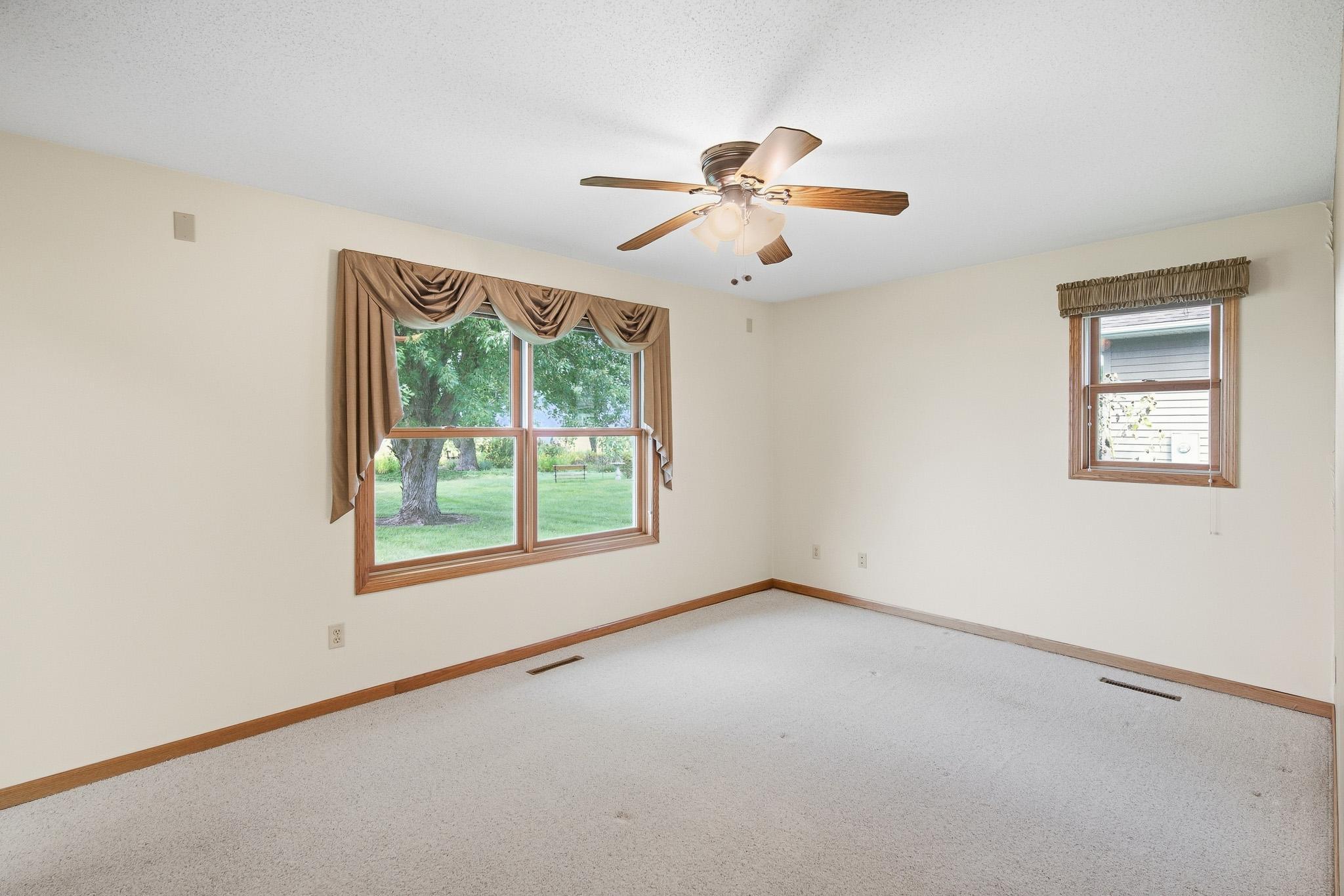 474 10th Avenue Sw Property Photo 23