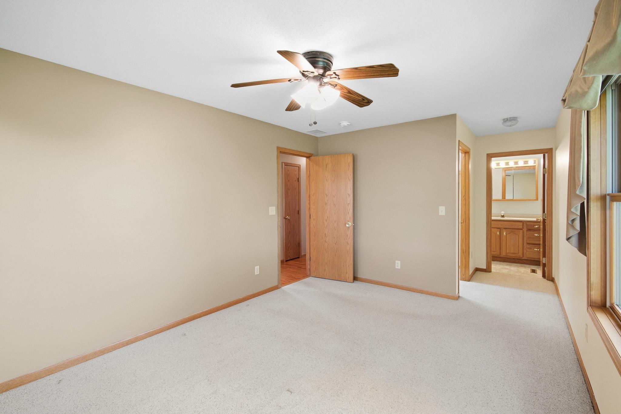 474 10th Avenue Sw Property Photo 24